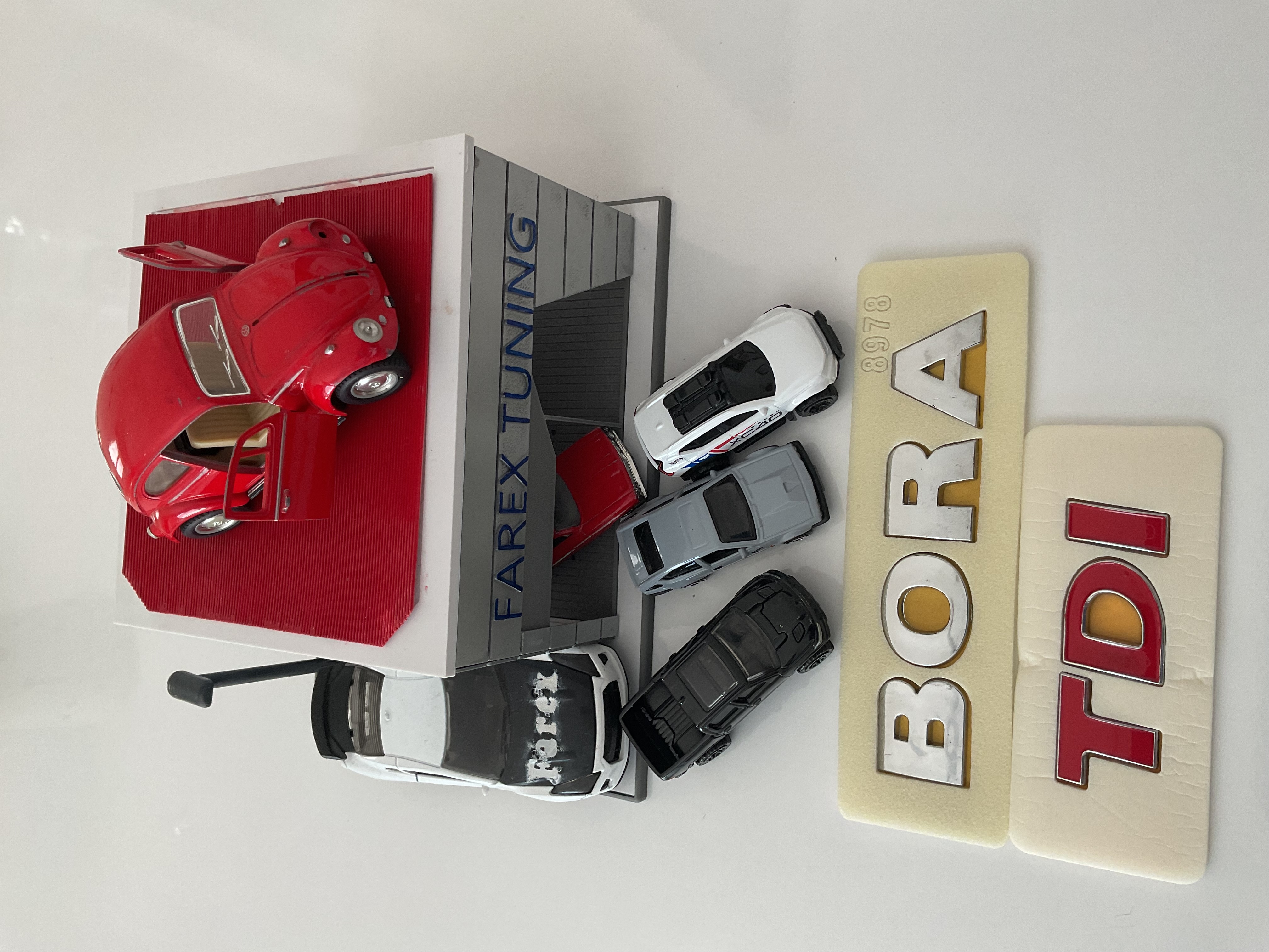 Volkswagen Bora ve TDI ’’TDI Kırmızı’’ Krom Bagaj Yazısı Seti 2’li 3M 3D ABS