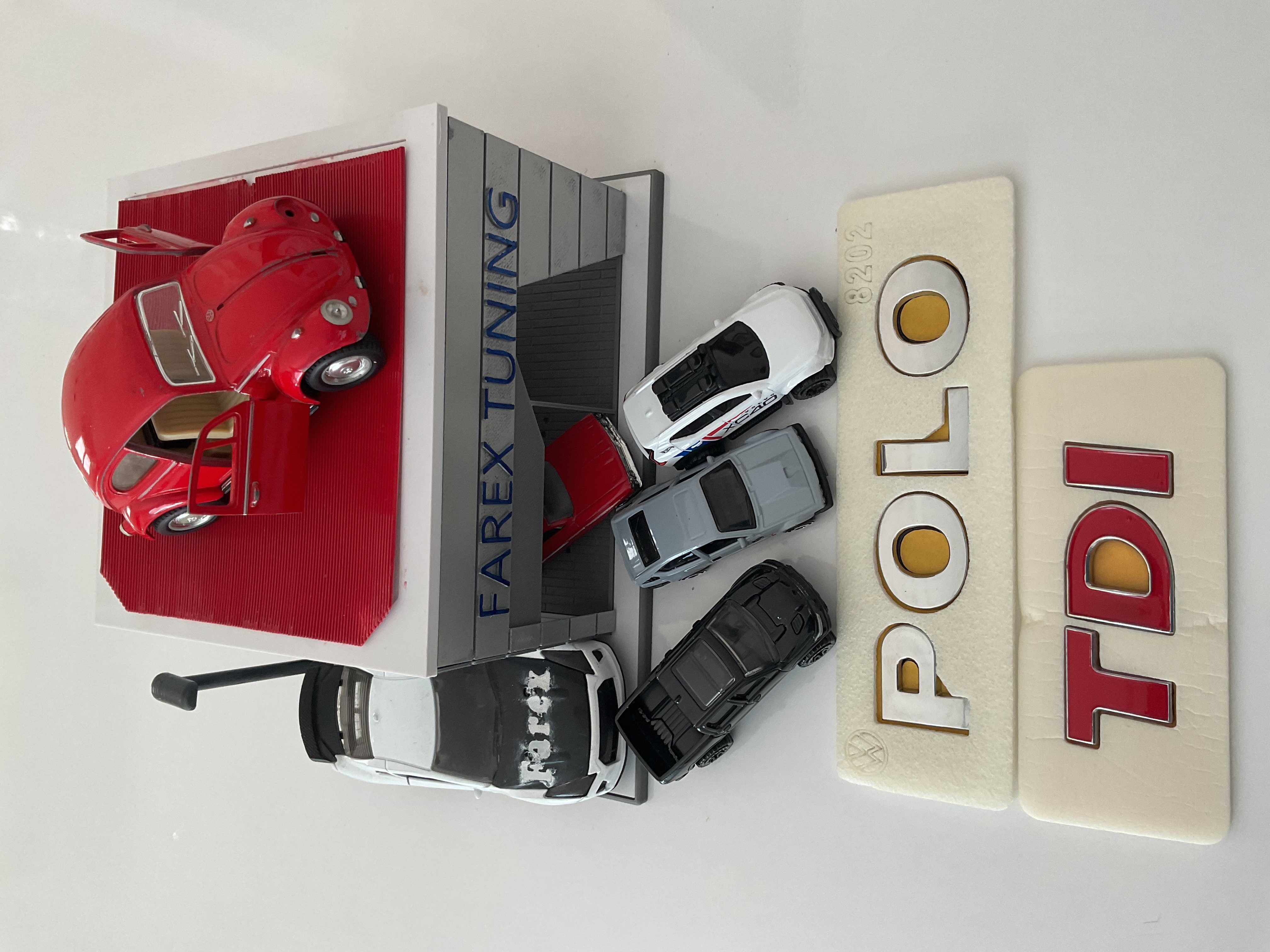 Volkswagen Polo ve TDI ’’TDI Kırmızı’’ Krom Bagaj Yazısı Seti 2’li 3M 3D ABS