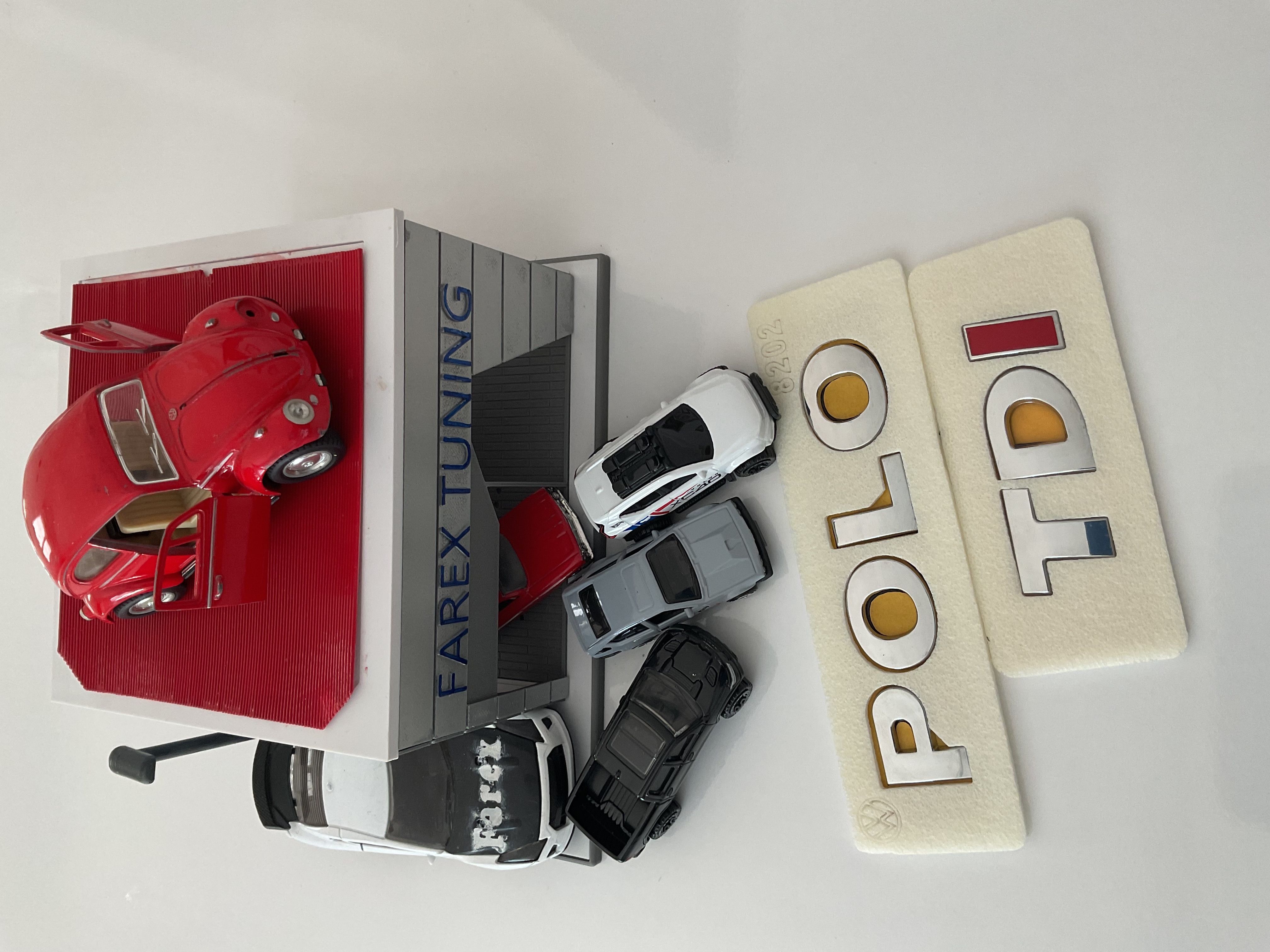 Volkswagen Polo ve TDI ’’I Kırmızı’’ Bagaj Yazısı Seti 2’li 3M 3D ABS