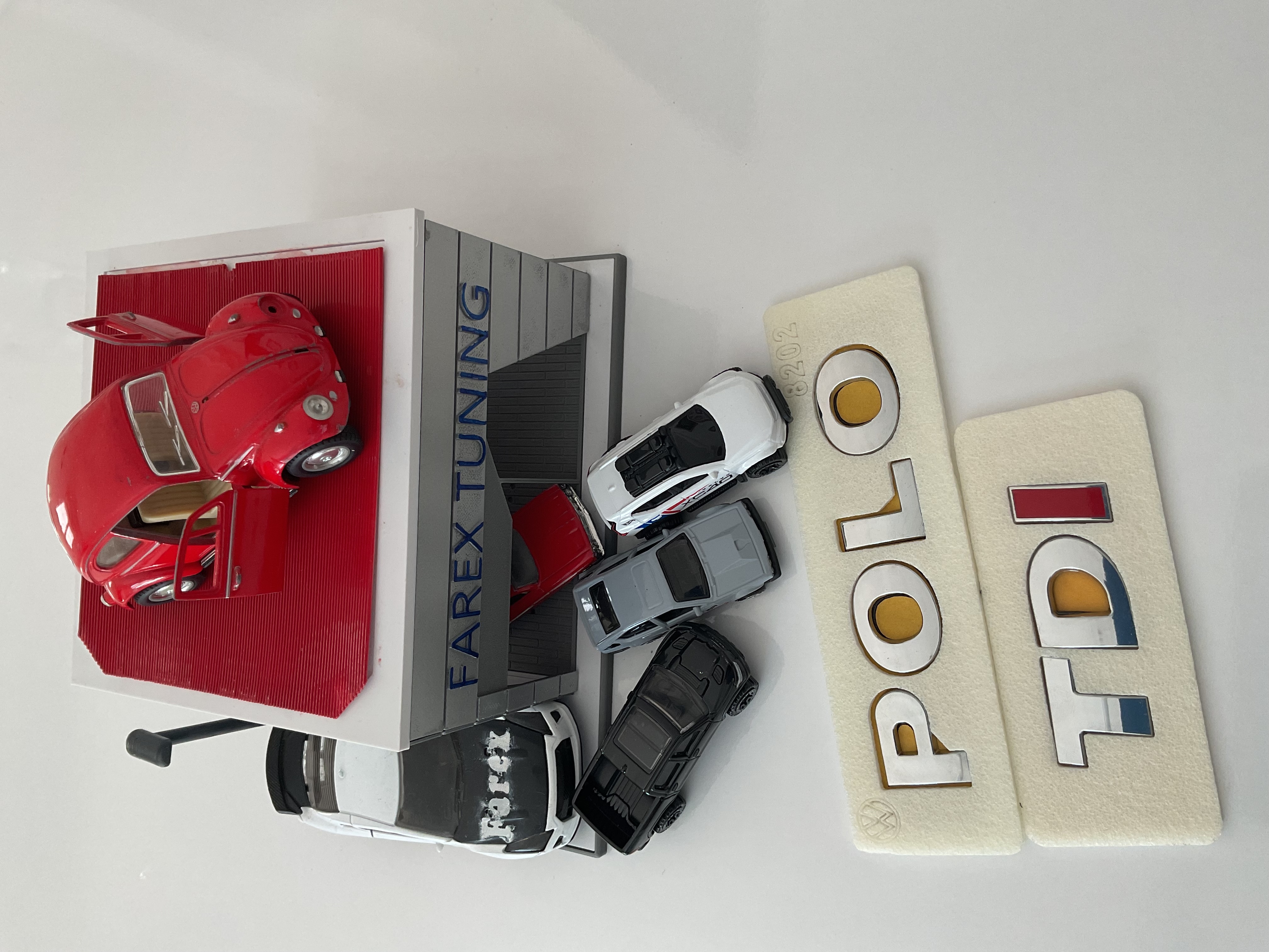 Volkswagen Polo ve TDI ’’I Kırmızı’’ Bagaj Yazısı Seti 2’li 3M 3D ABS