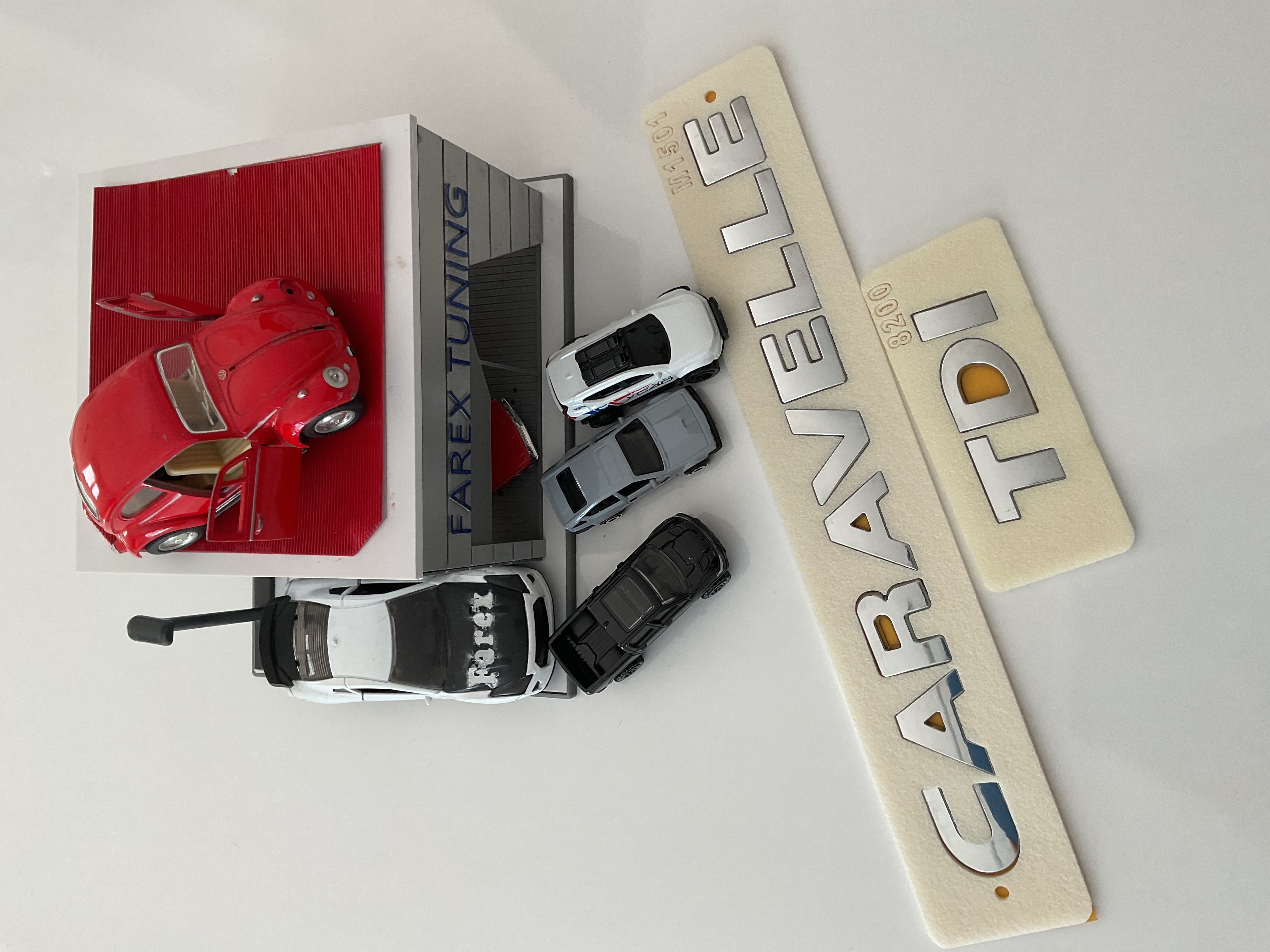 Volkswagen Caravelle ve TDI  Krom Bagaj Yazısı Seti 2’li 3M 3D ABS