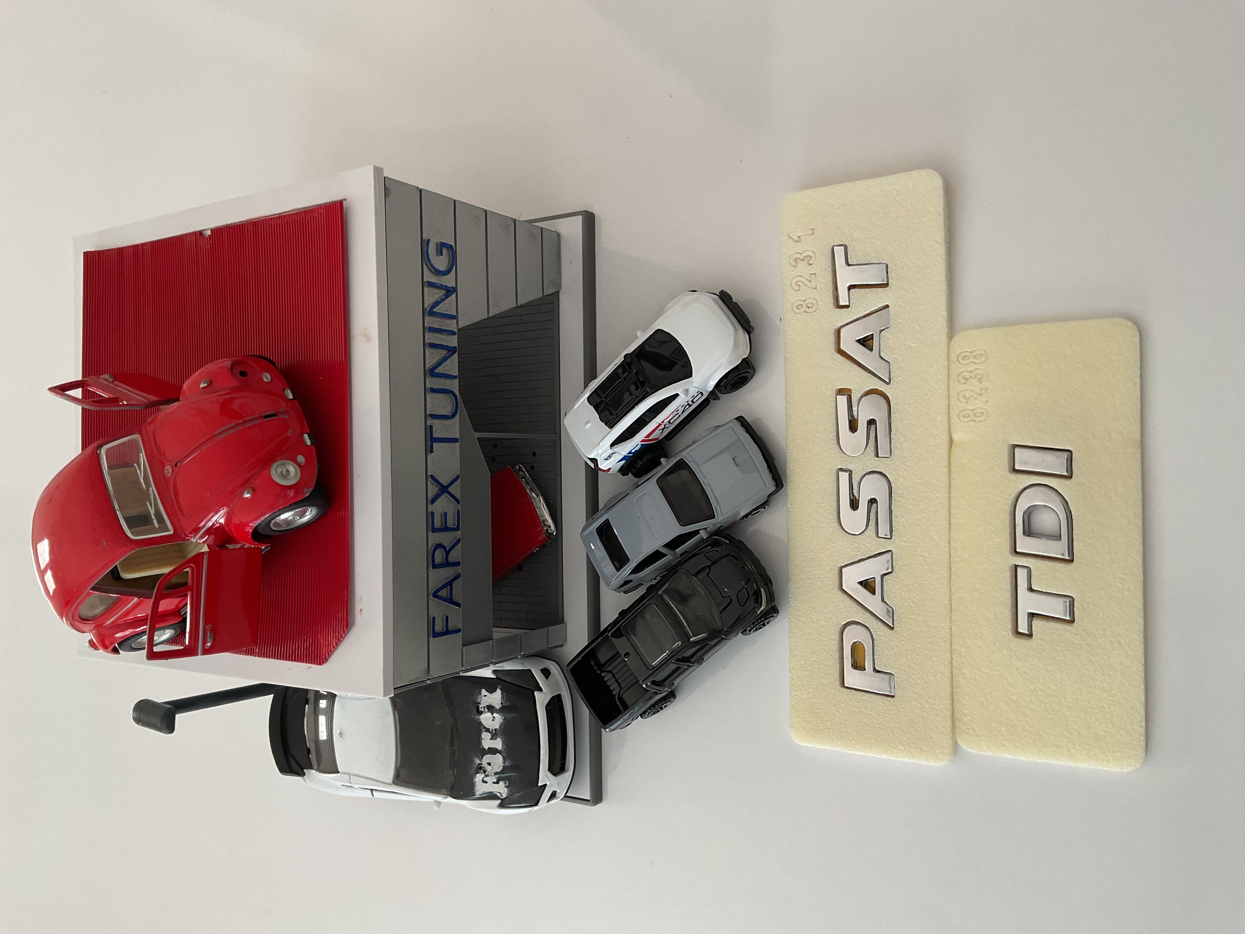 Volkswagen Passat (İtalik) ve TDI Krom Bagaj Yazısı Seti 2’li 3M 3D ABS