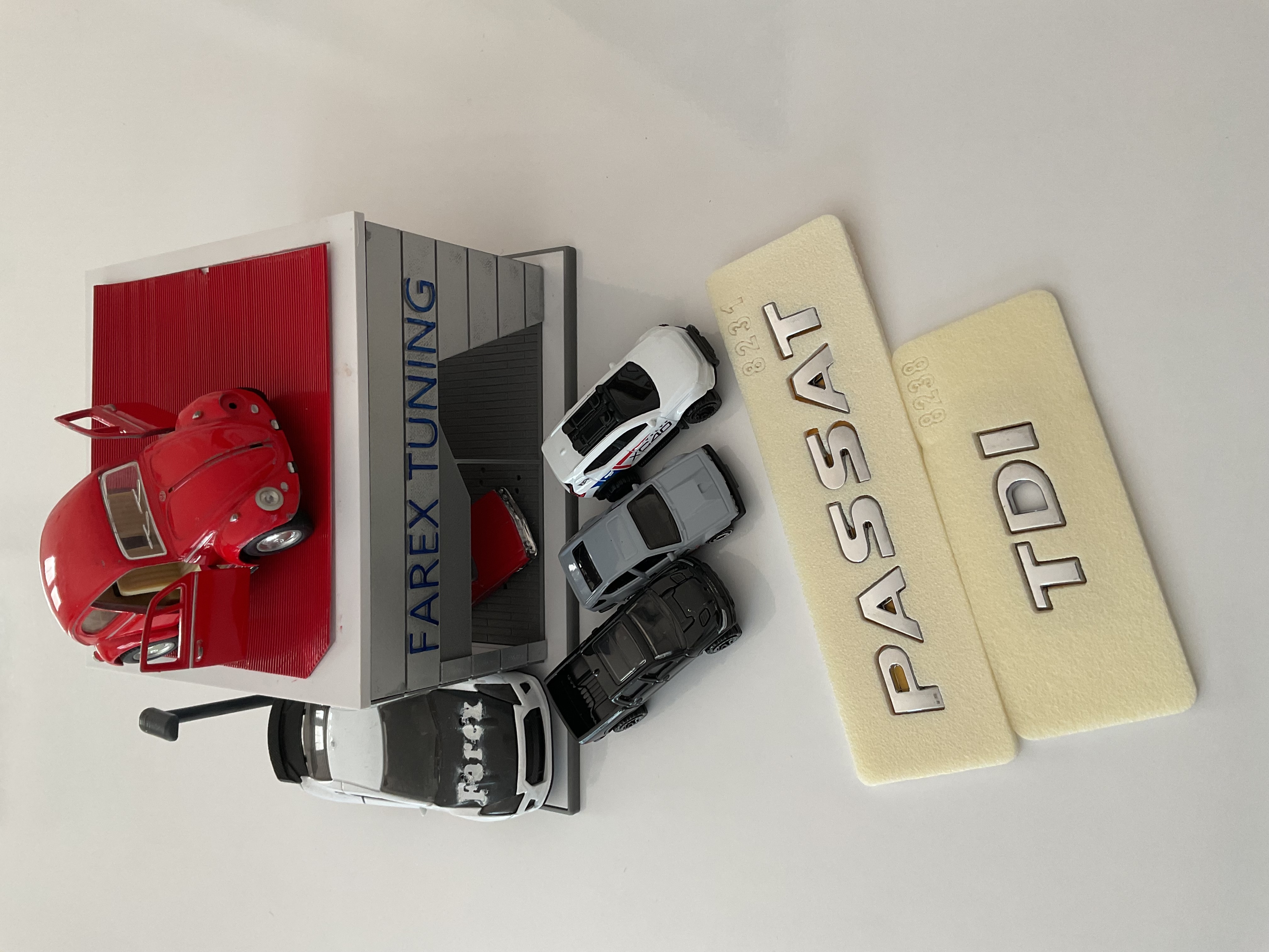 Volkswagen Passat (İtalik) ve TDI Krom Bagaj Yazısı Seti 2’li 3M 3D ABS