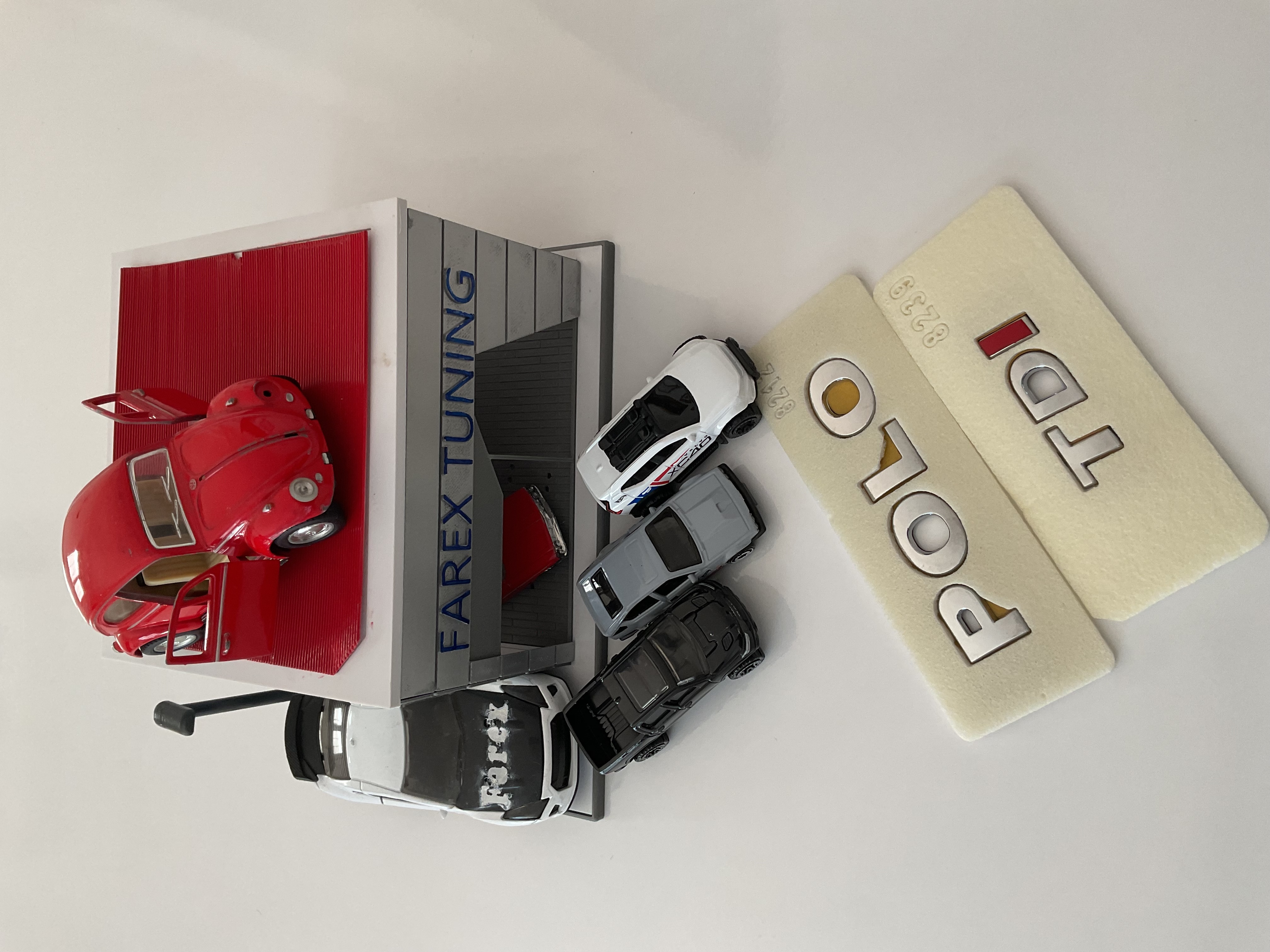 Volkswagen Polo ve TDI ’’I Kırmızı’’ Krom Bagaj Yazısı Seti 2’li 3M 3D ABS