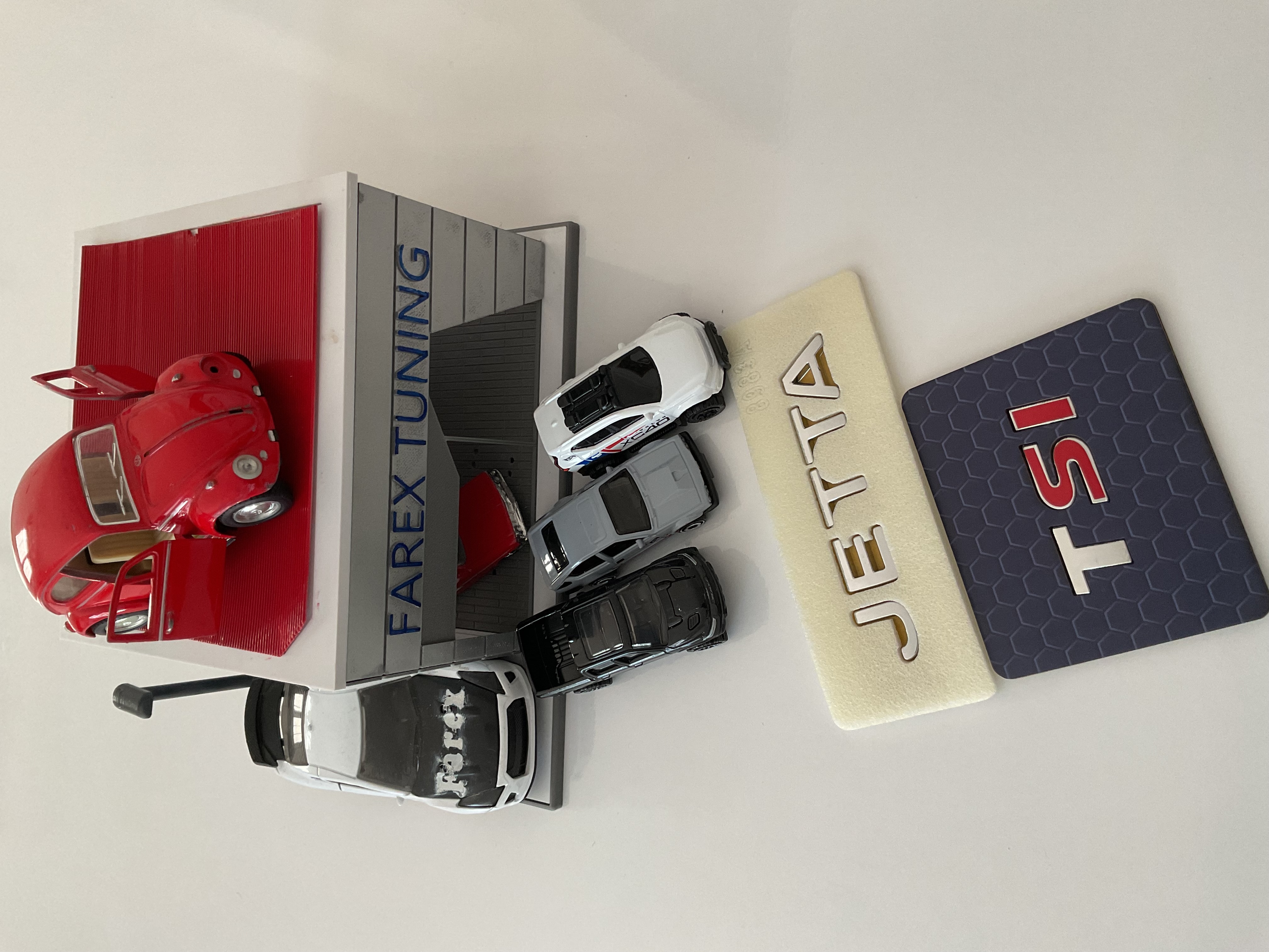 Volkswagen Jetta İnce Tip  ve TSI ’’SI Kırmızı ’’Krom Bagaj Yazısı Seti 2’li 3M 3D ABS