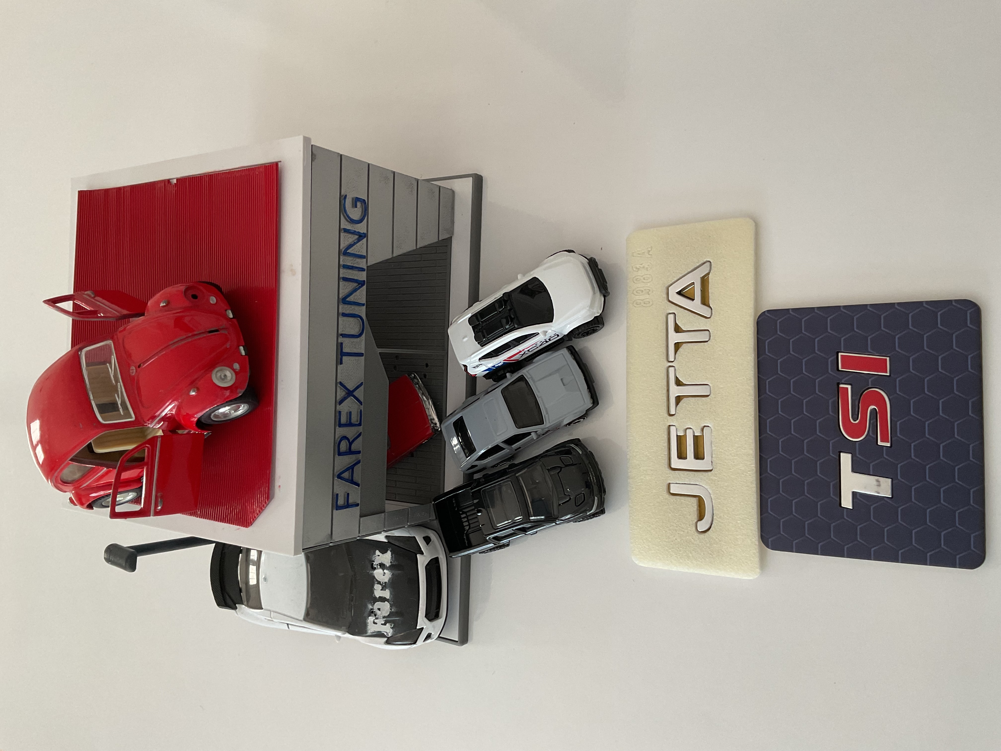 Volkswagen Jetta İnce Tip  ve TSI ’’SI Kırmızı ’’Krom Bagaj Yazısı Seti 2’li 3M 3D ABS