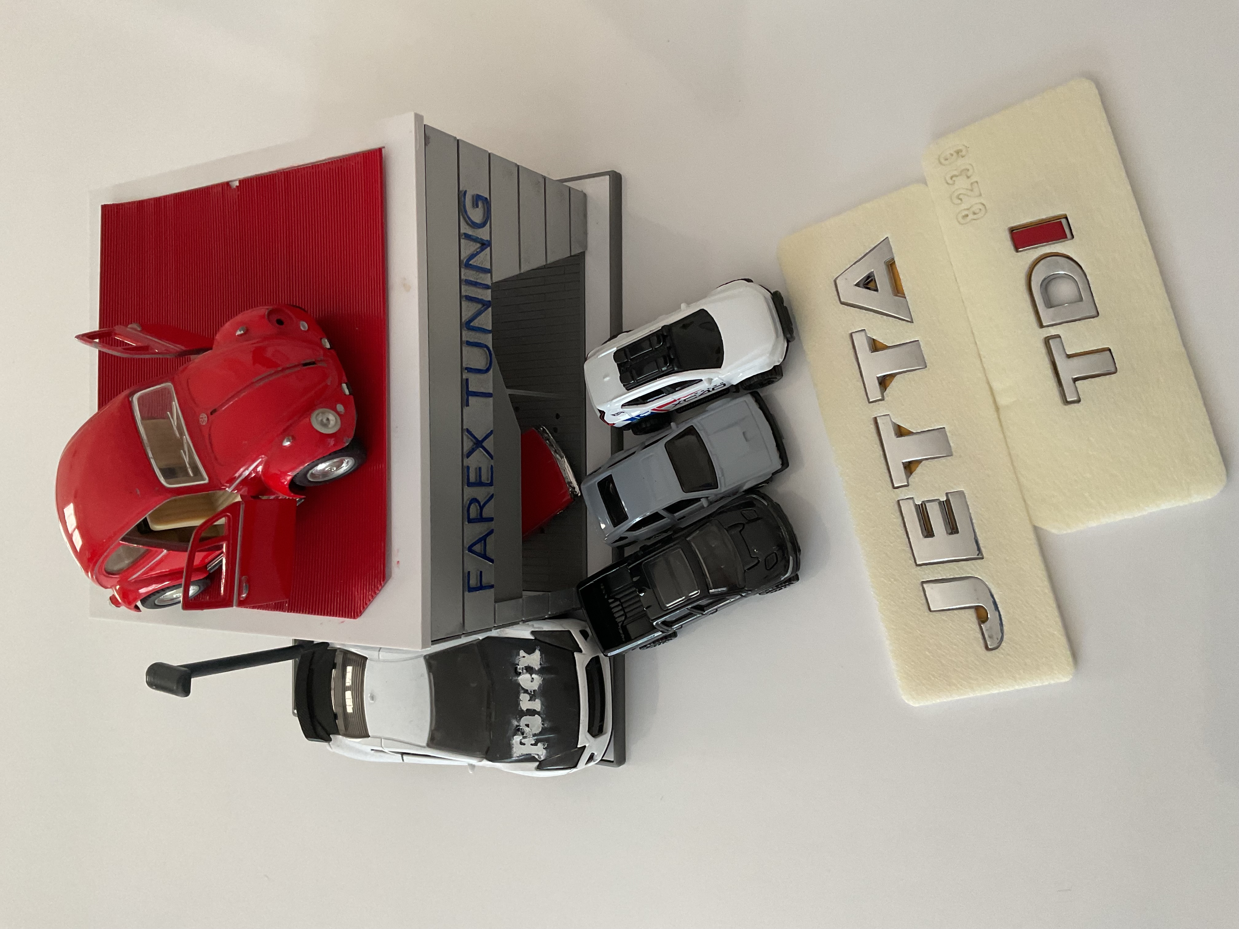 Volkswagen Jetta İnce Tip  ve TDI ’’I Kırmızı ’’Krom Bagaj Yazısı Seti 2’li 3M 3D ABS