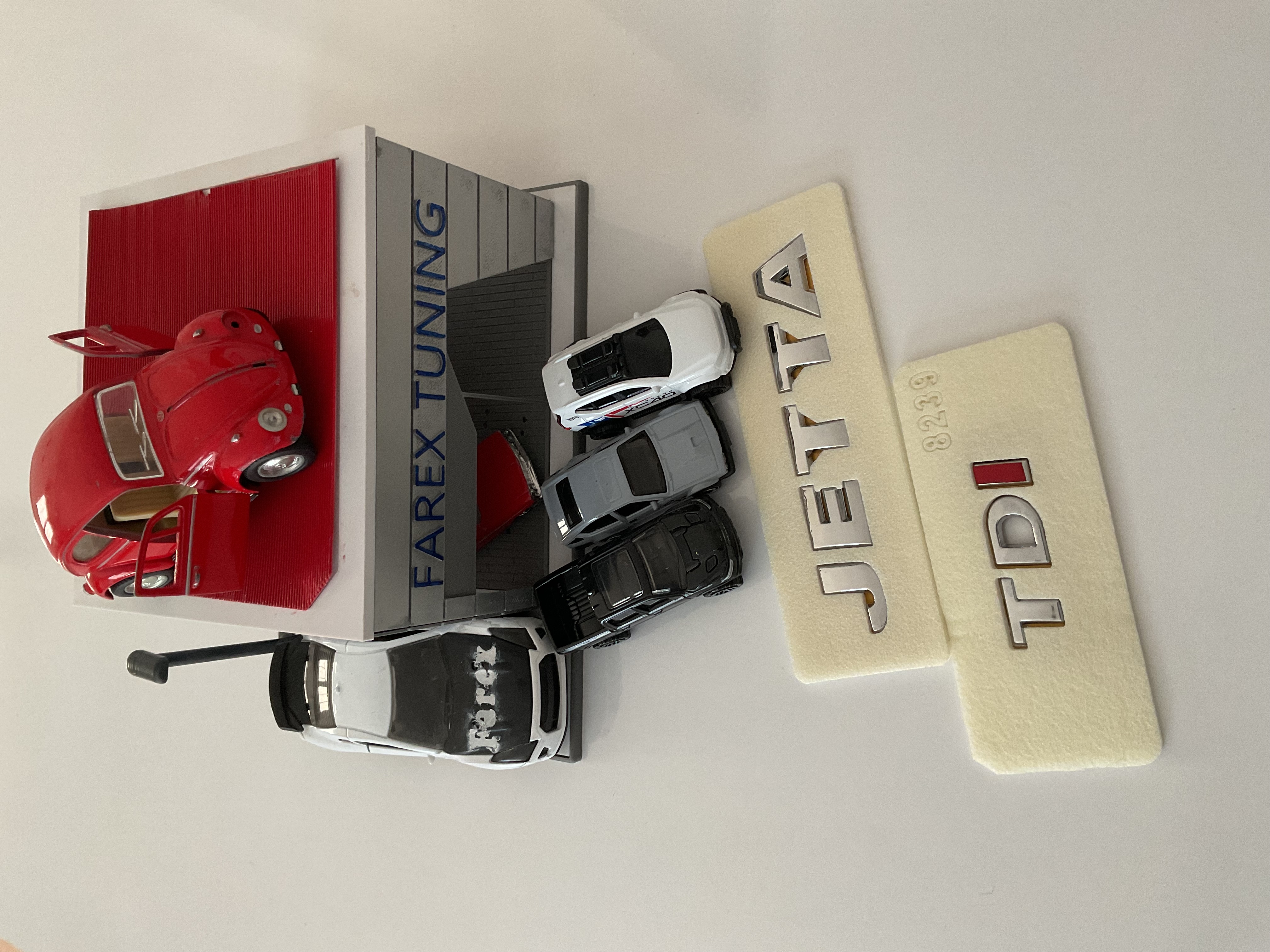 Volkswagen Jetta İnce Tip  ve TDI ’’I Kırmızı ’’Krom Bagaj Yazısı Seti 2’li 3M 3D ABS