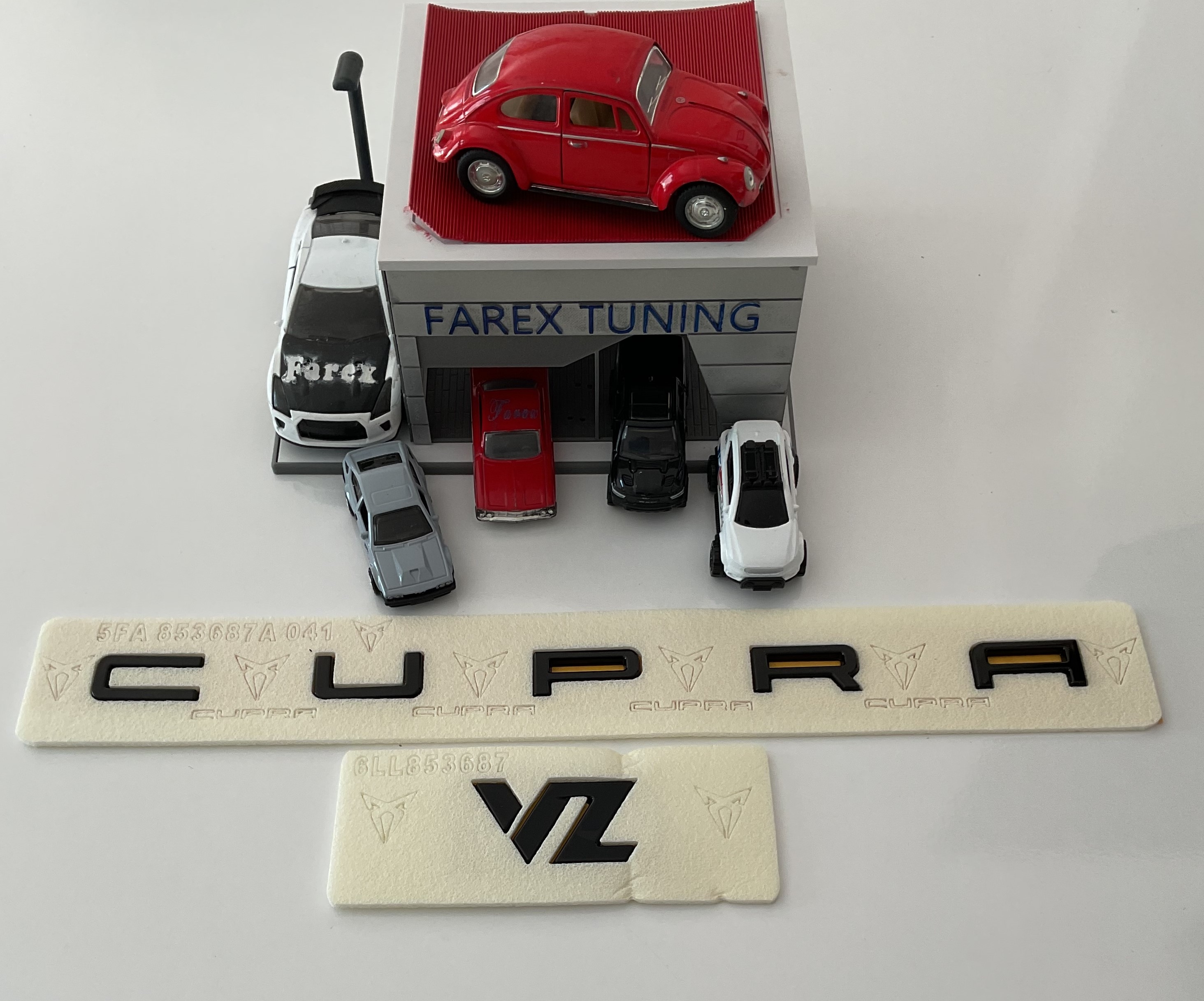 Cupra Formentor Uyumlu Cupra ve VZ Piano Black Bagaj Yazısı Seti 2’li Arma Logo 3M 3D ABS