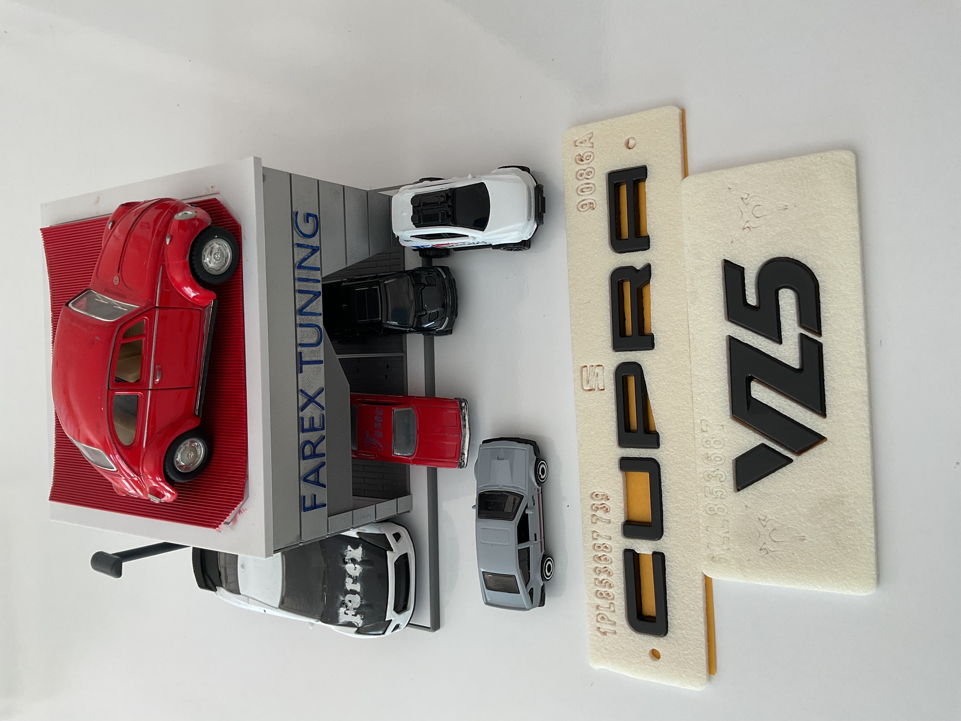 Cupra Uyumlu Cupra Kısa Model ve VZ5 Piano Black Bagaj Yazısı 3M 3D ABS