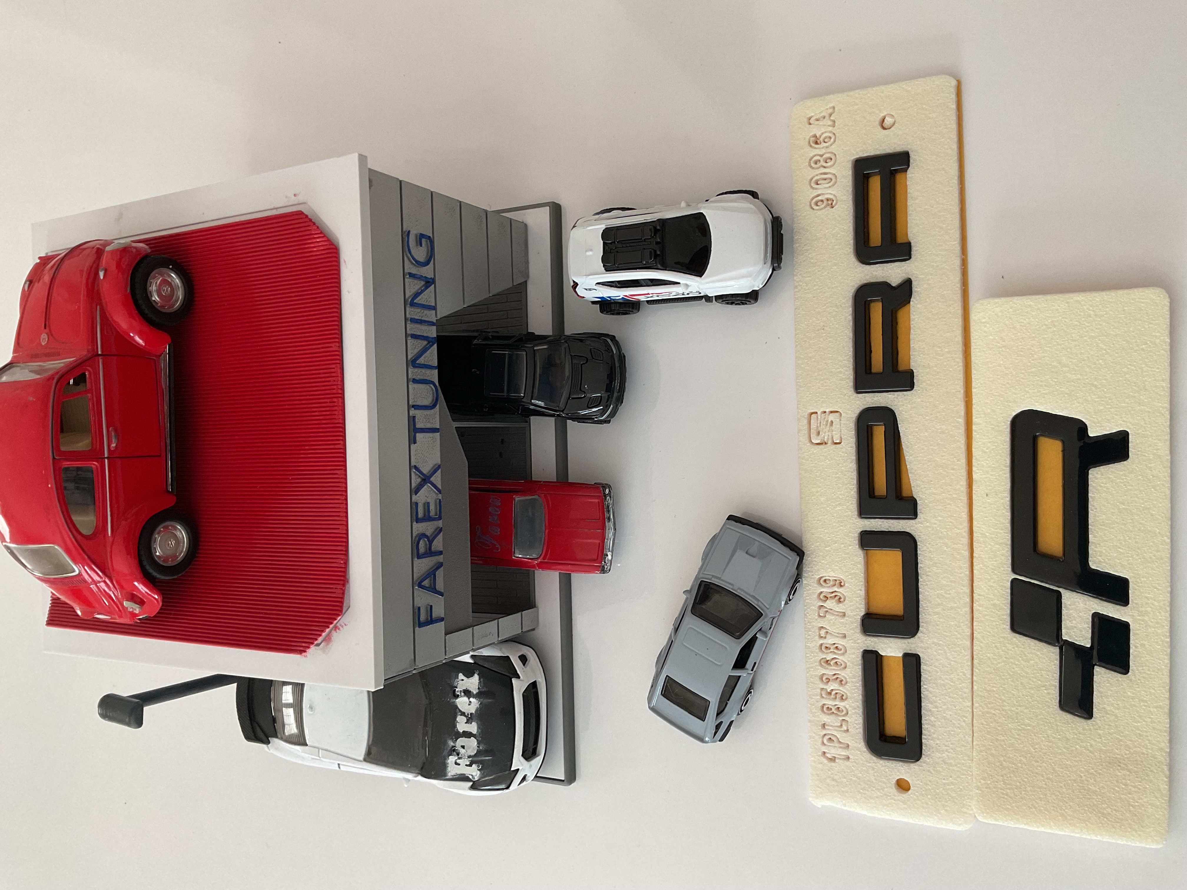 Seat Leon Ibiza Uyumlu Cupra Boşluklu ve R Piano Black Bagaj Yazısı Seti 2’li 3M 3D ABS