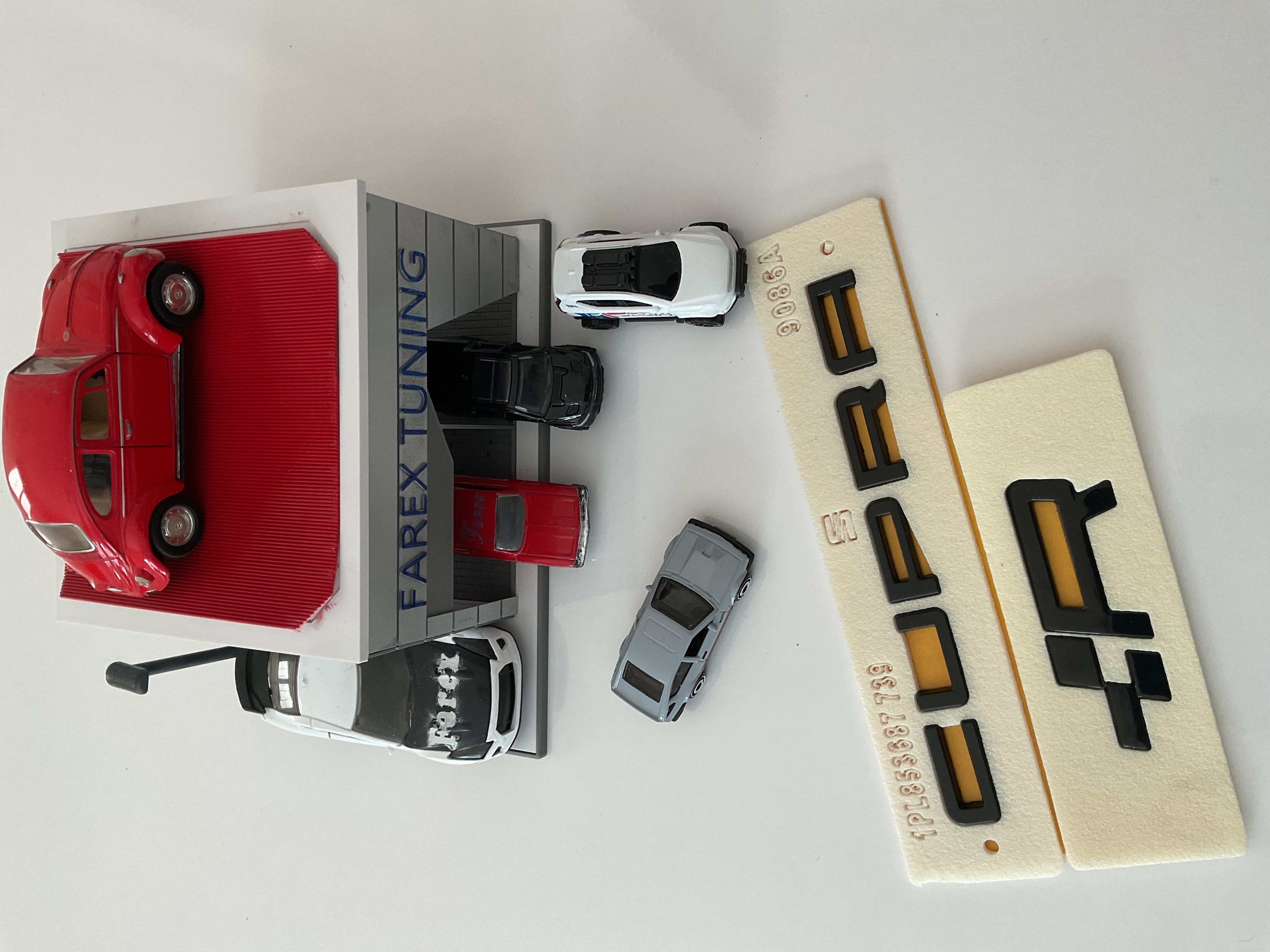 Seat Leon Ibiza Uyumlu Cupra Boşluklu ve R Piano Black Bagaj Yazısı Seti 2’li 3M 3D ABS