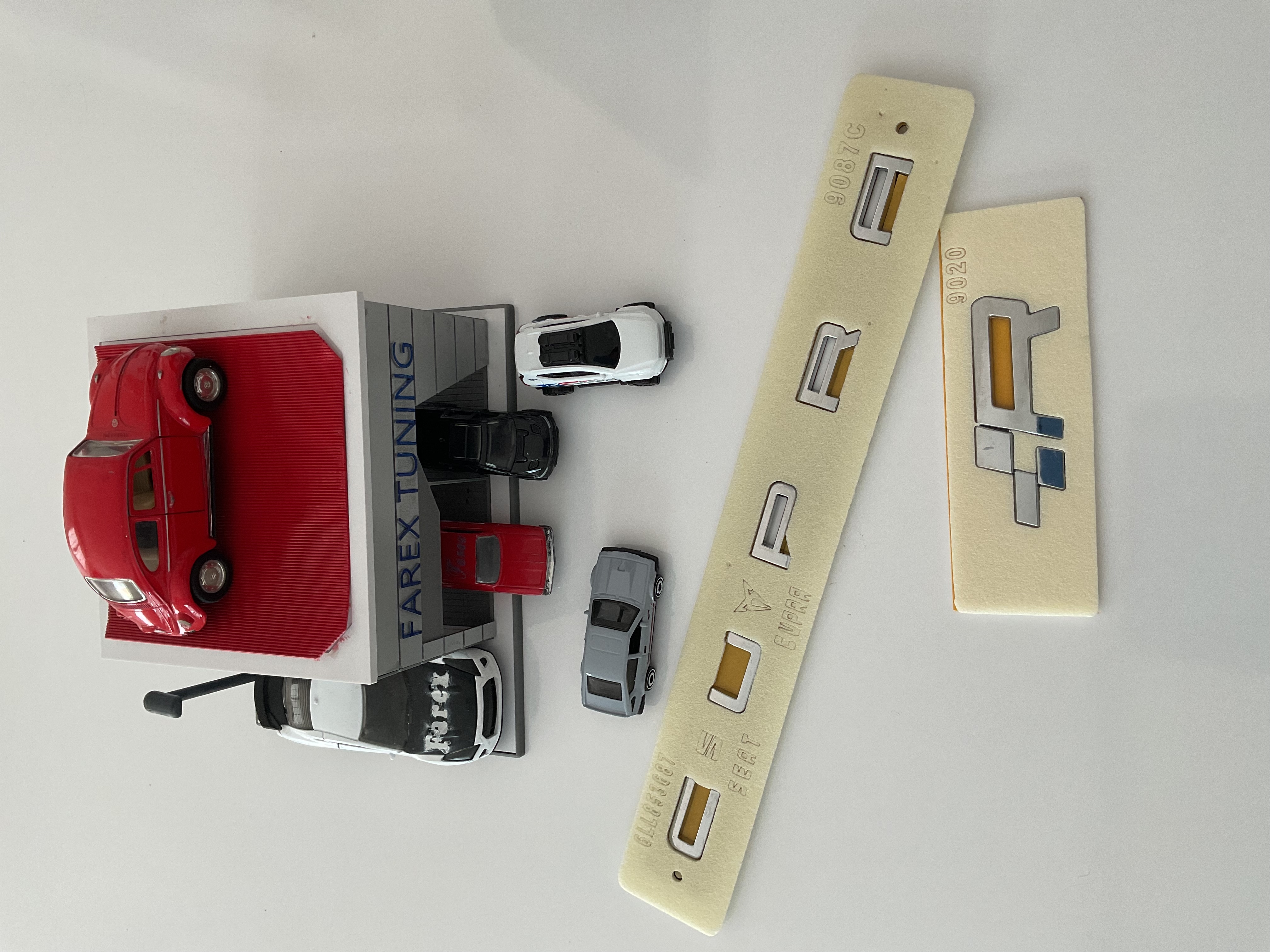 Cupra Uyumlu Cupra Kısa Model ve VZ Piano Black Bagaj Yazısı 3M 3D ABS