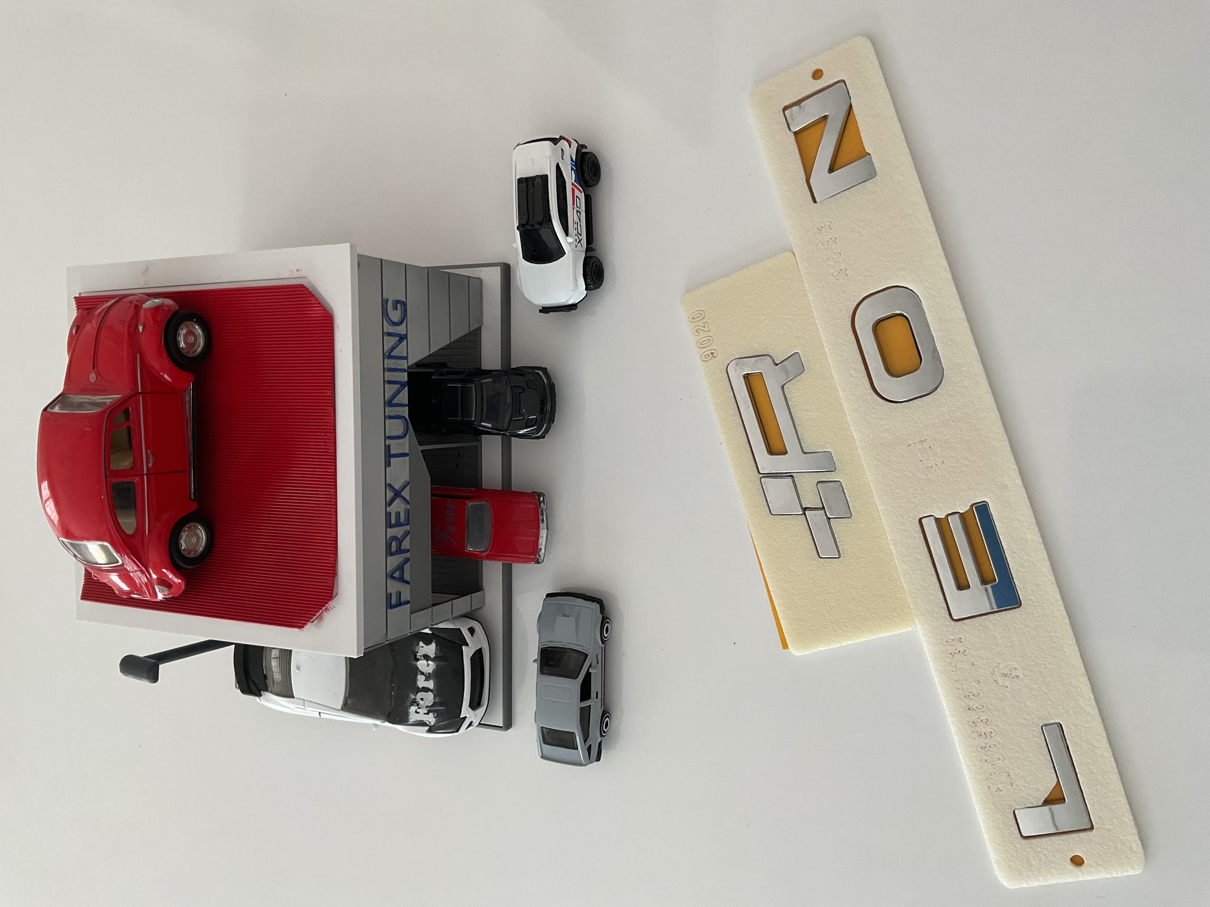 Seat Leon Boşluklu ve R Krom Bagaj Yazısı Seti 2’li 3M 3D ABS