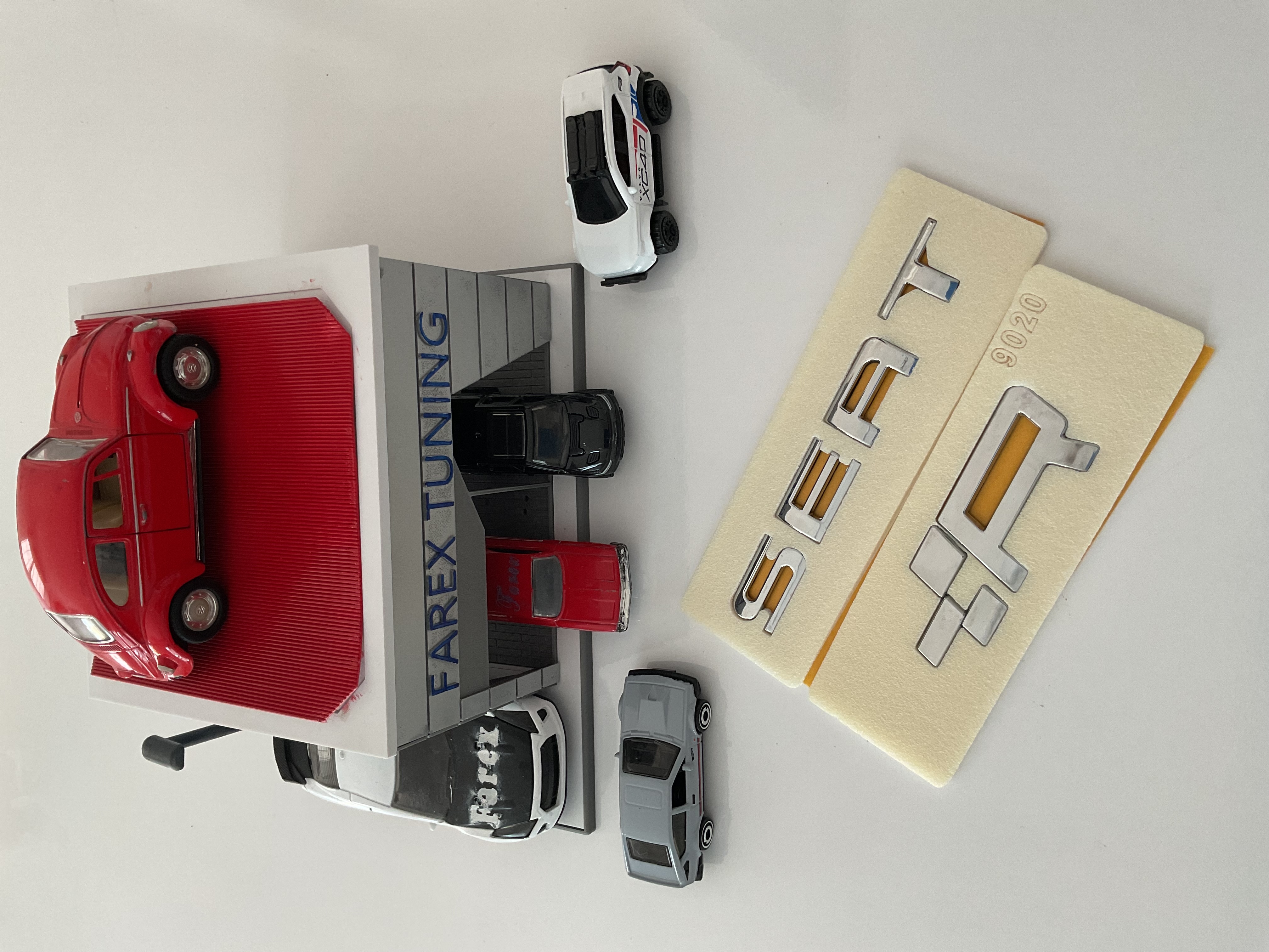 Seat ve R Krom Bagaj Yazısı Seti 2’li 3M 3D ABS