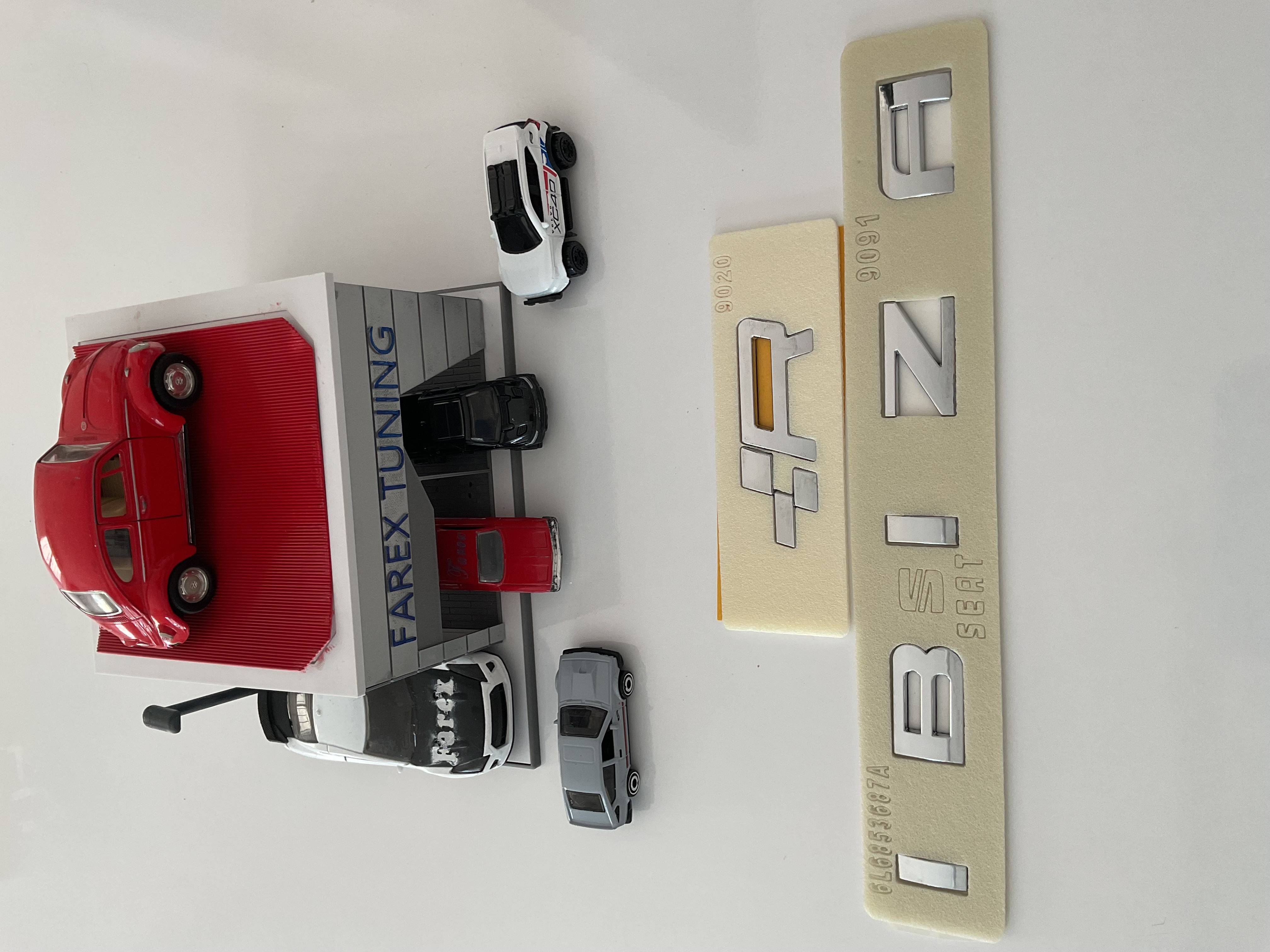 Seat Ibiza Boşluklu ve R Krom Bagaj Yazısı Seti 2’li 3M 3D ABS