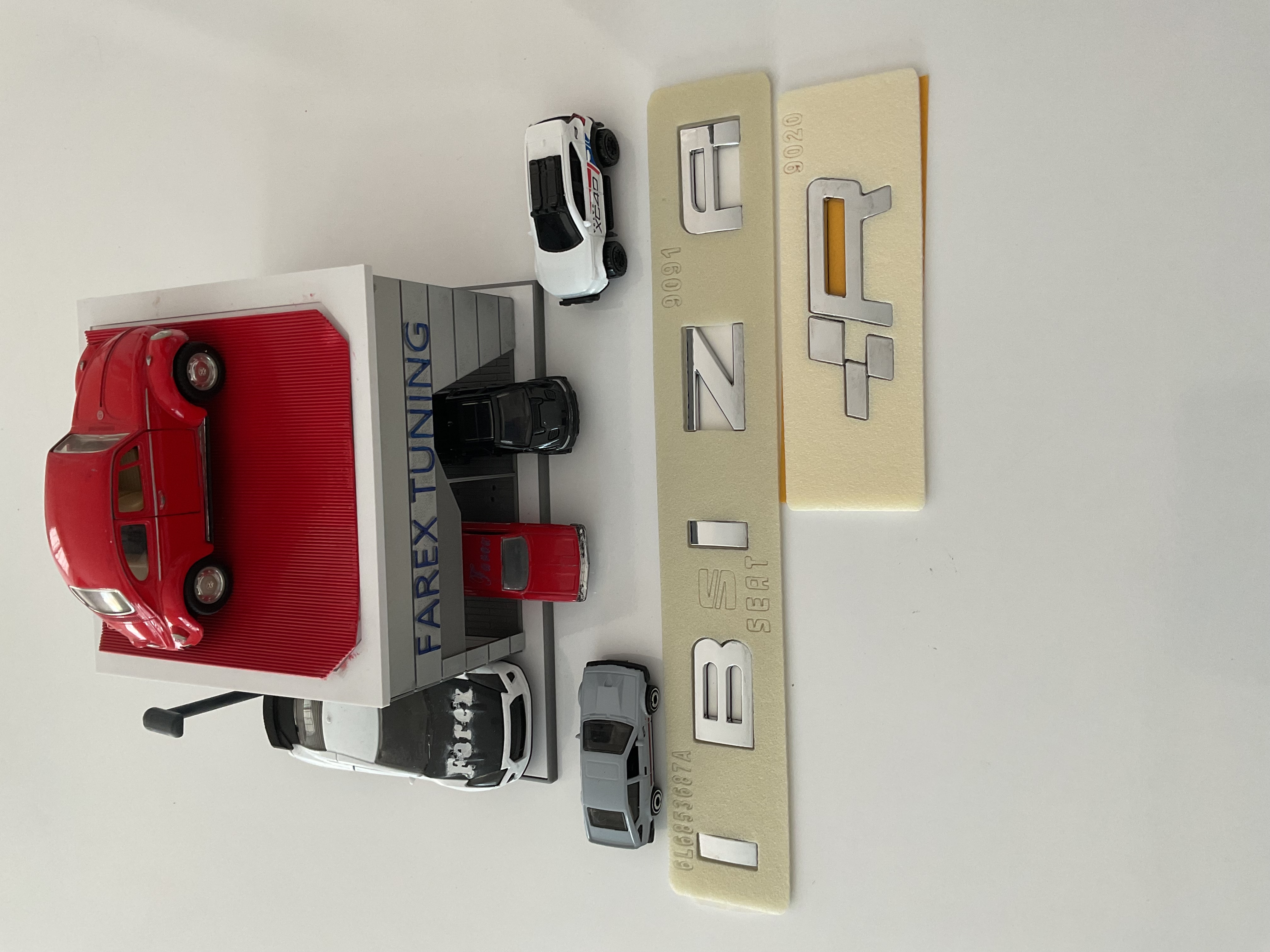 Seat Leon İbiza Uyumlu Cupra Golden ve VZ  Bagaj Yazısı Seti 2’li 3M 3D ABS