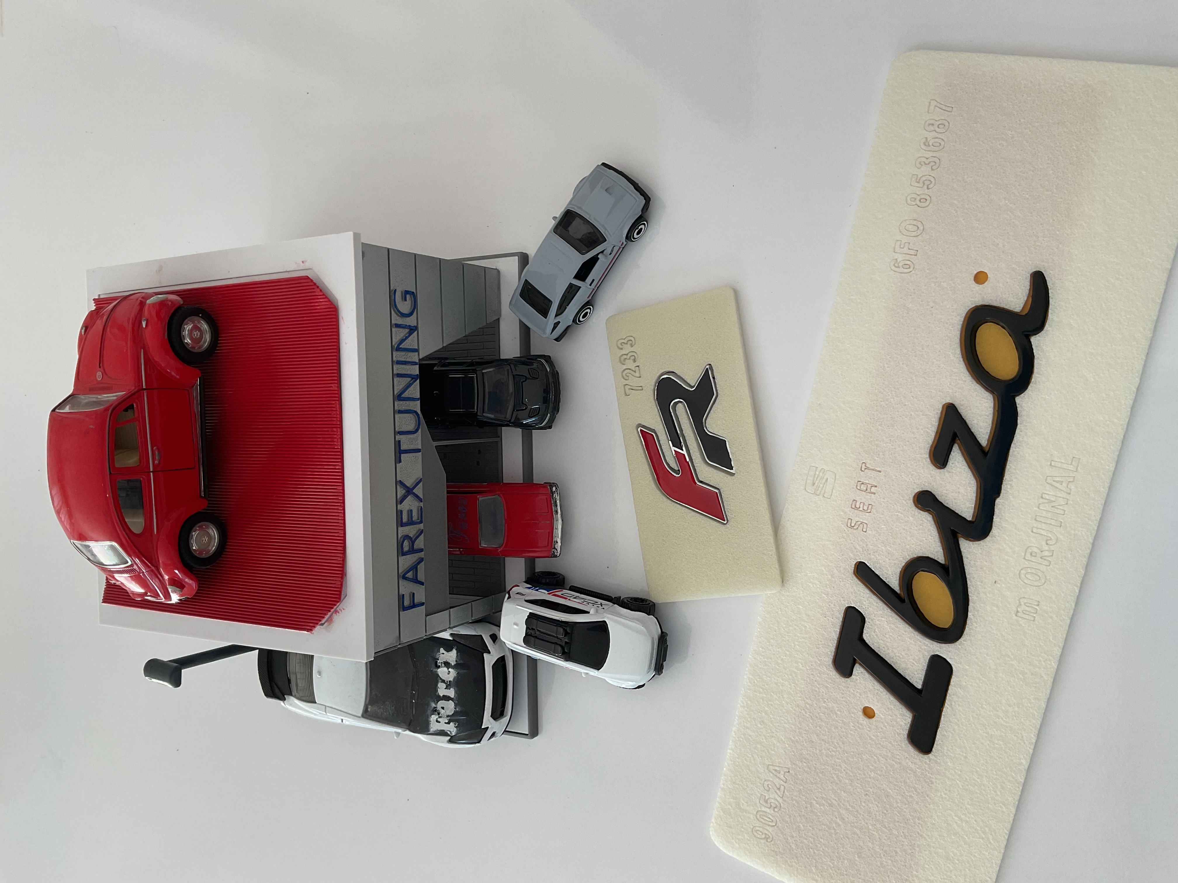 Seat İbiza İmza ve FR Piano Black Bagaj Yazısı Seti 2’li 3M 3D ABS