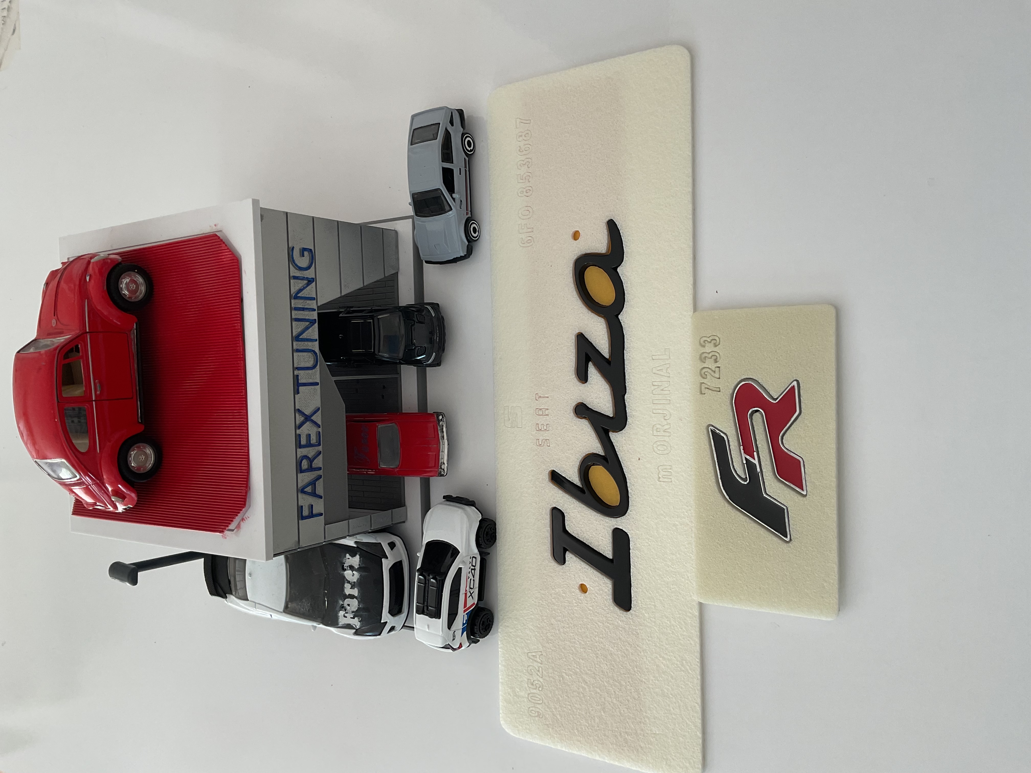 Seat İbiza İmza ve FR Piano Black Bagaj Yazısı Seti 2’li 3M 3D ABS