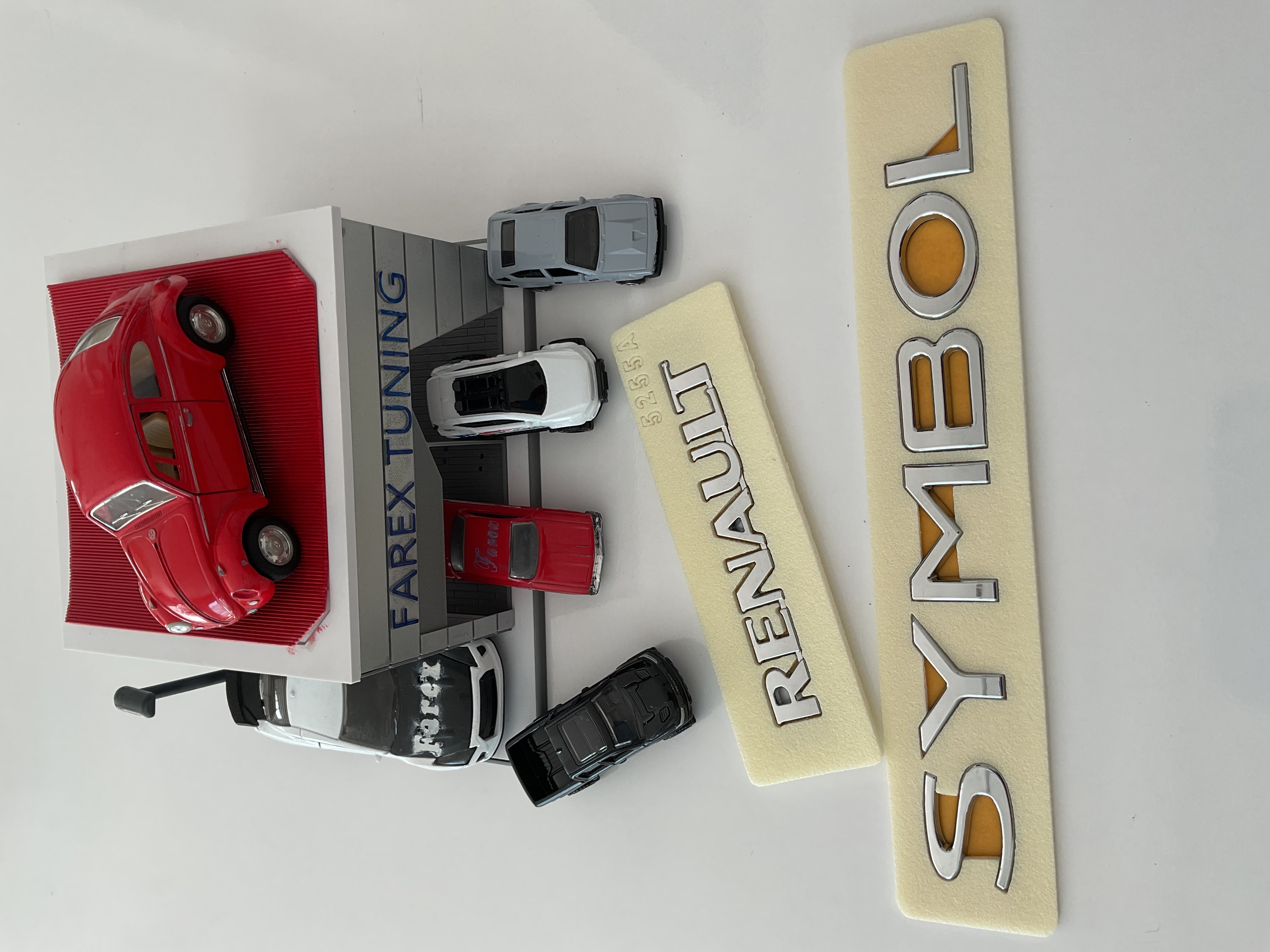 Renault ve Symbol Krom Bagaj Yazısı Seti 2’li 3M 3D ABS