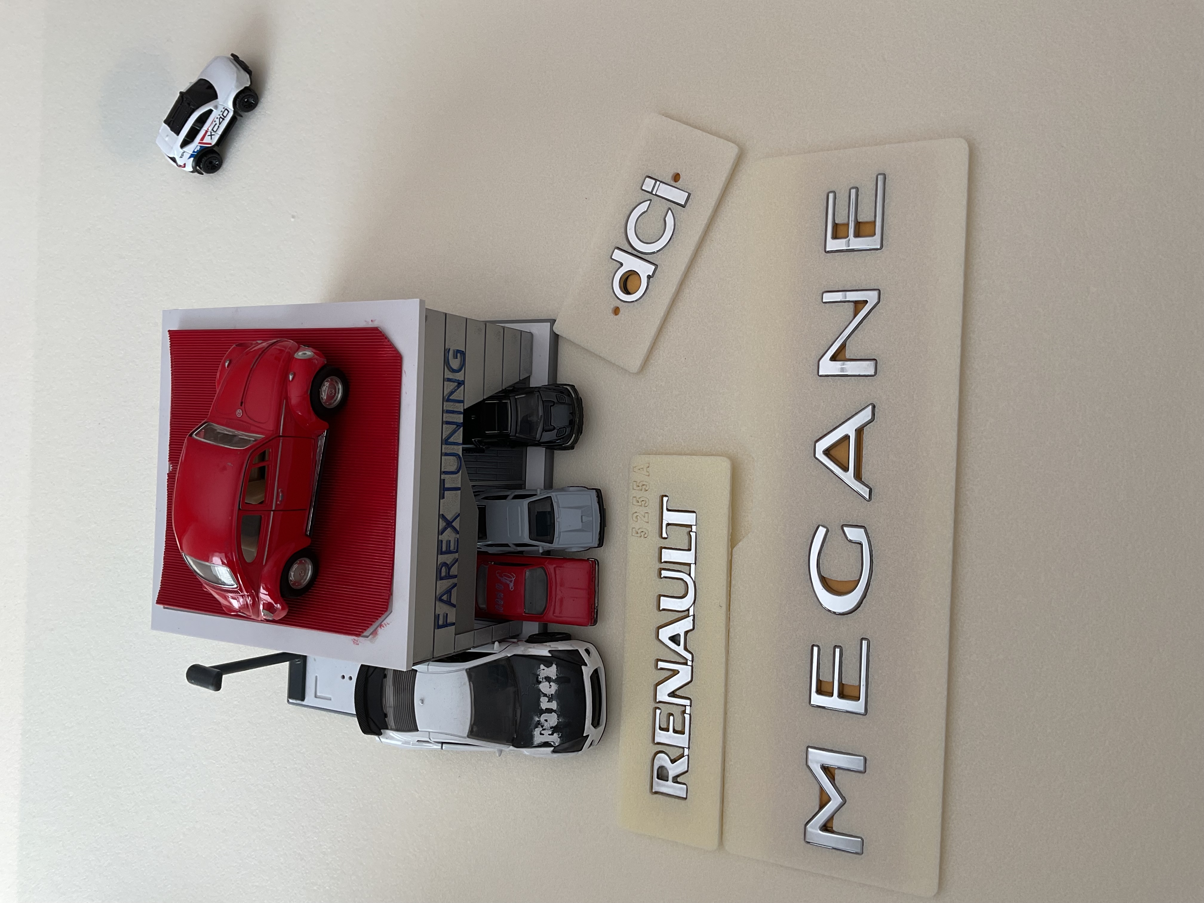 Renault-Megane ve dCi Krom Bagaj Yazısı Seti 3’lü 3M 3D ABS