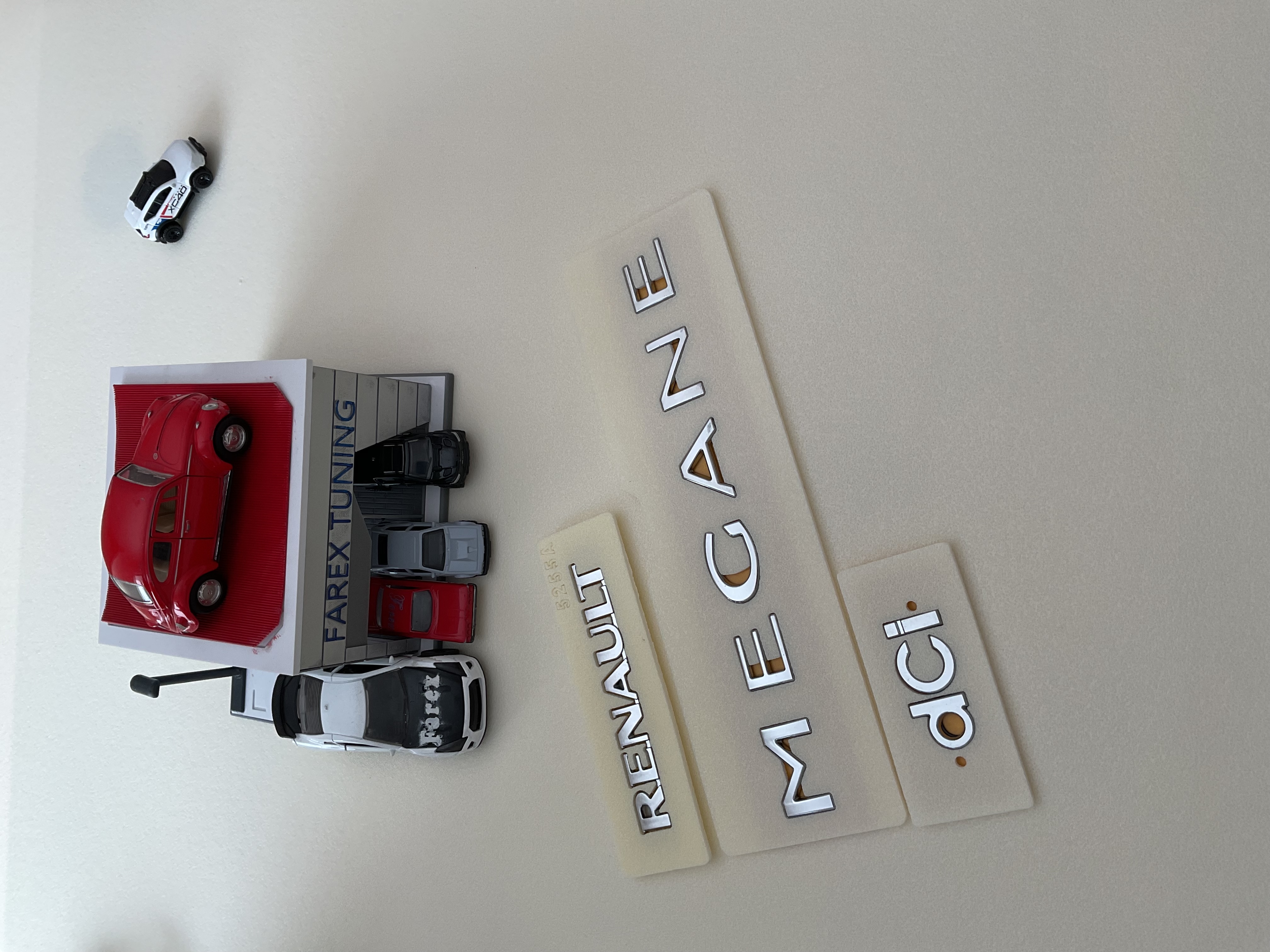 Renault-Megane ve dCi Krom Bagaj Yazısı Seti 3’lü 3M 3D ABS