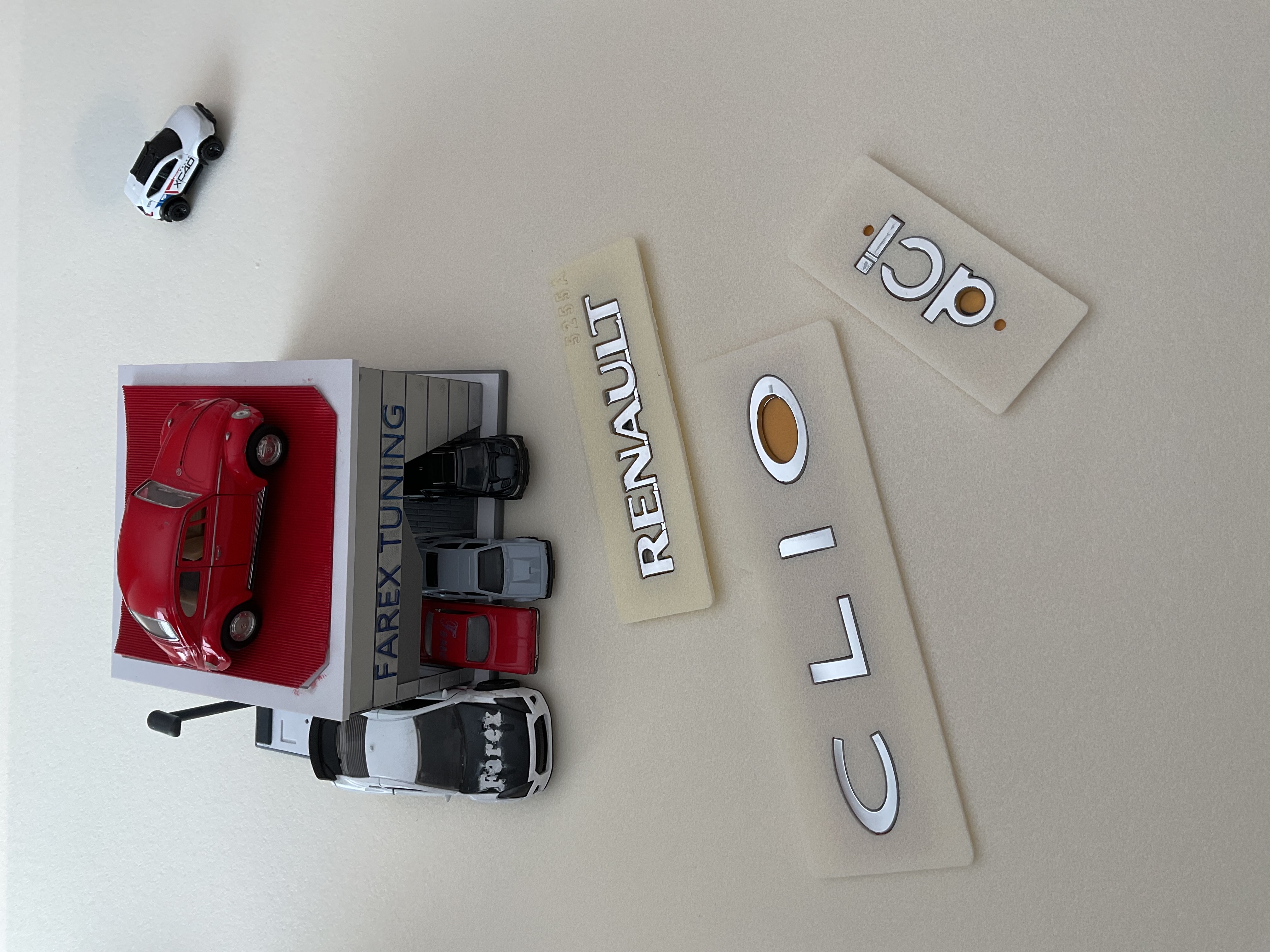 Renault-Clio ve dCi Krom Bagaj Yazısı Seti 3’lü 3M 3D ABS