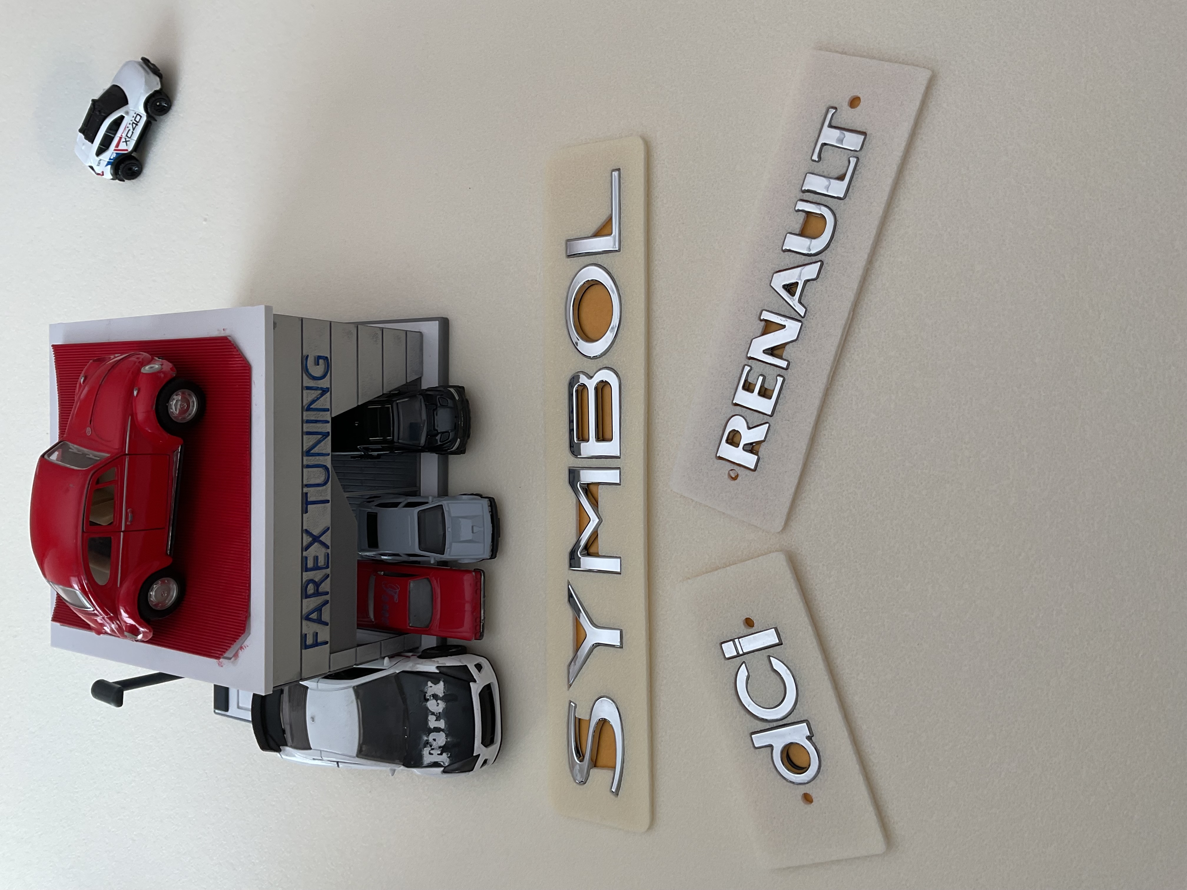 Renault-Symbol ve dCi Krom Bagaj Yazısı Seti 3’lü 3M 3D ABS