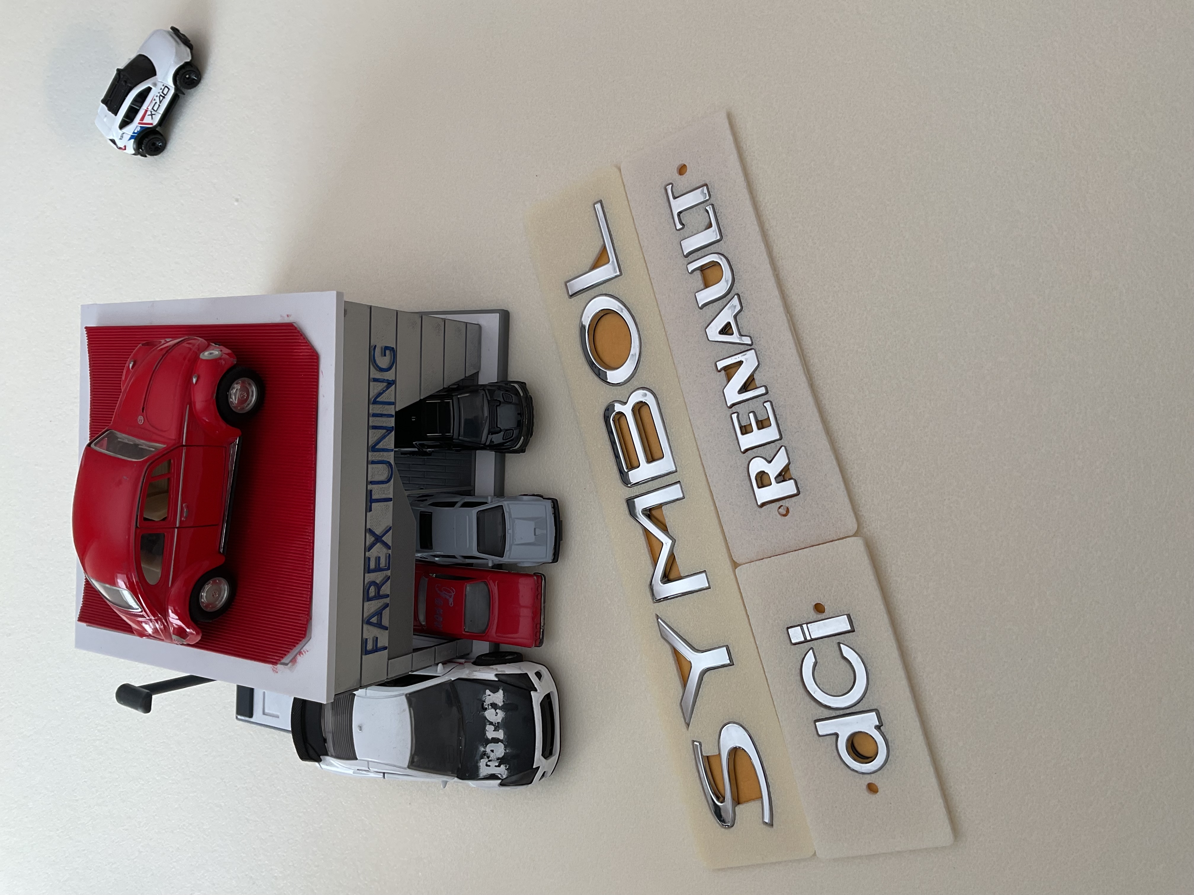 Renault-Symbol ve dCi Krom Bagaj Yazısı Seti 3’lü 3M 3D ABS