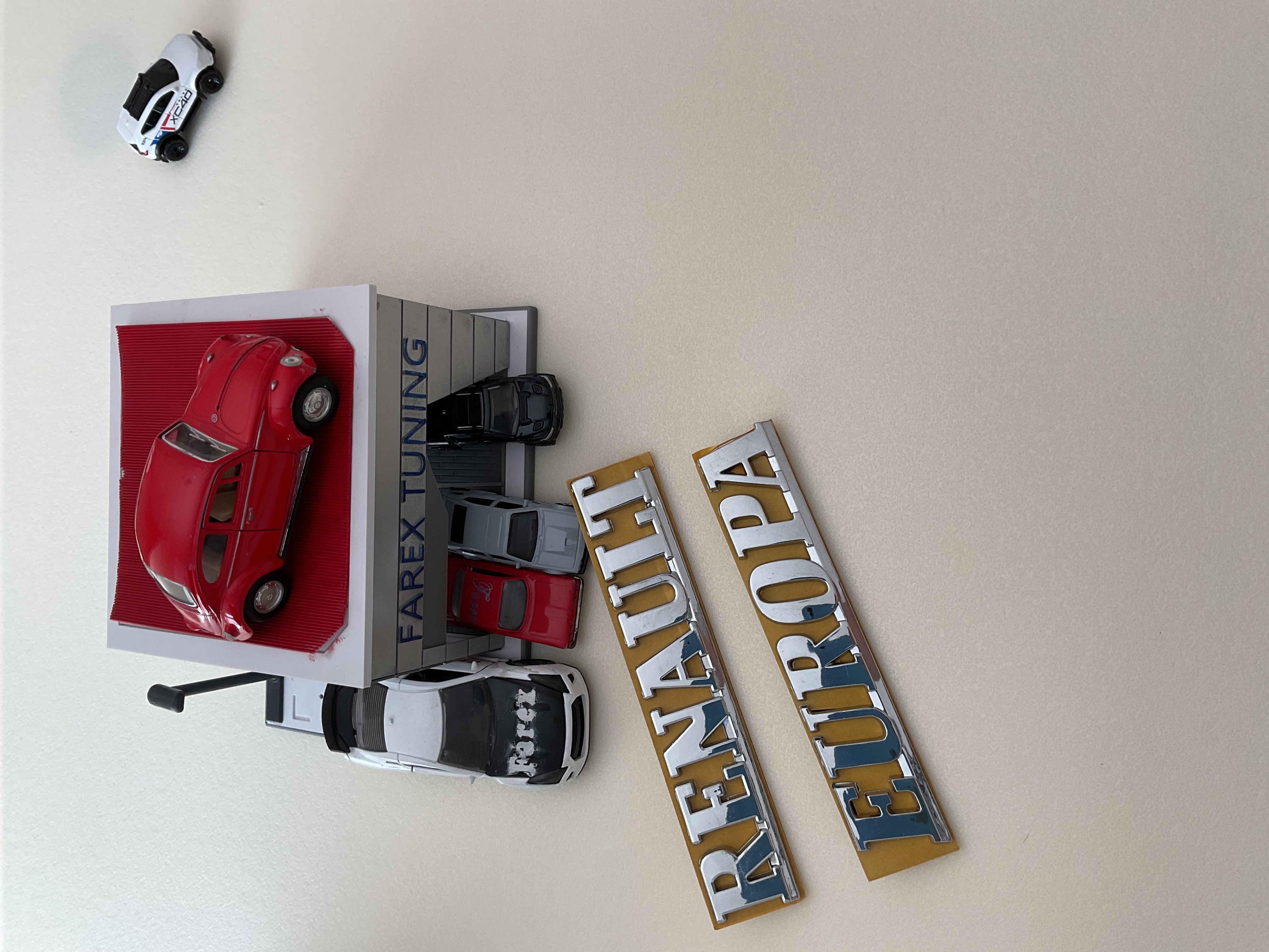 Renault ve Europe Krom Bagaj Yazısı Seti 2’li 3M 3D ABS