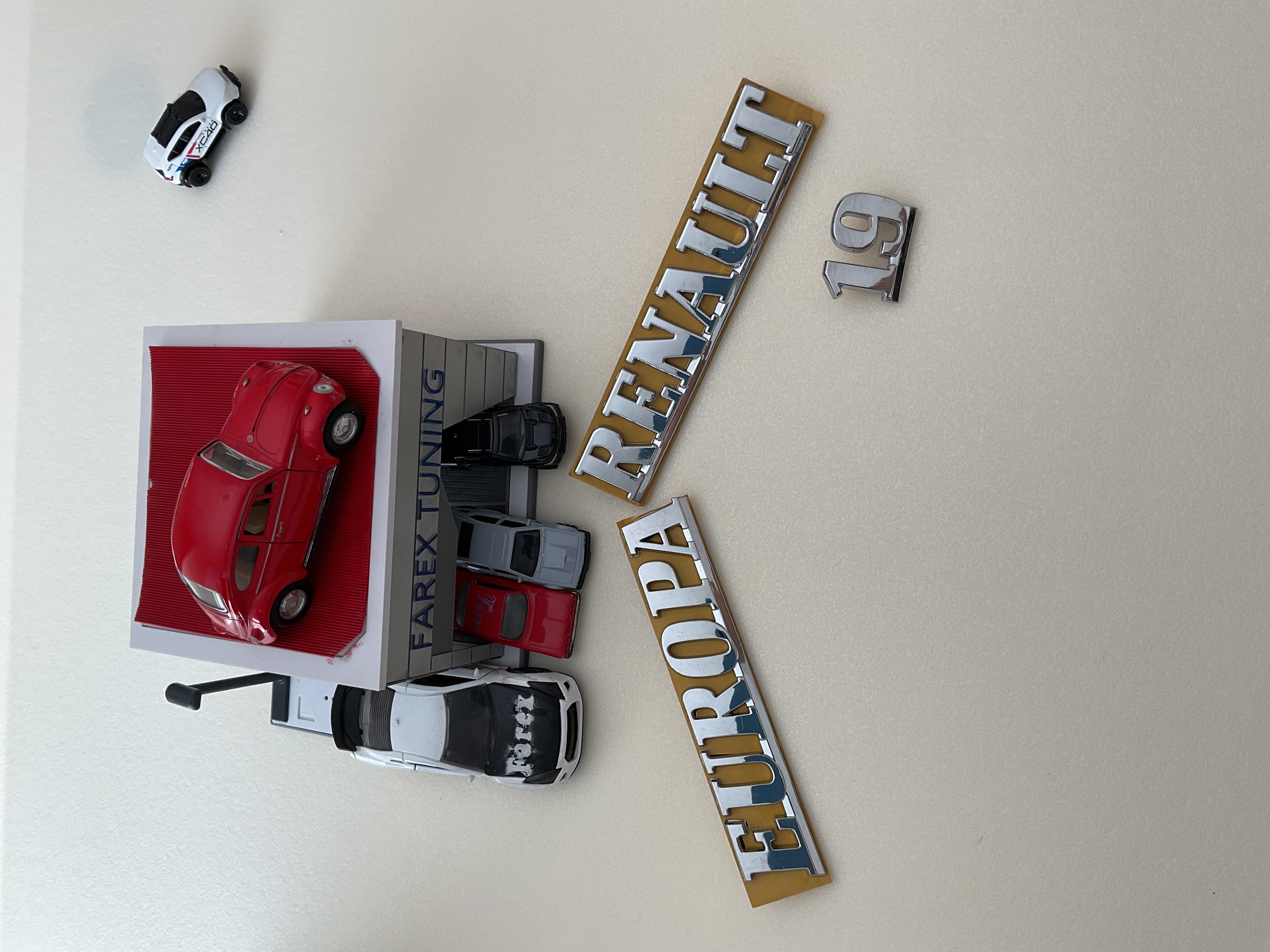 Renault-Europe ve 19 Krom Bagaj Yazısı Seti 2’li 3M 3D ABS