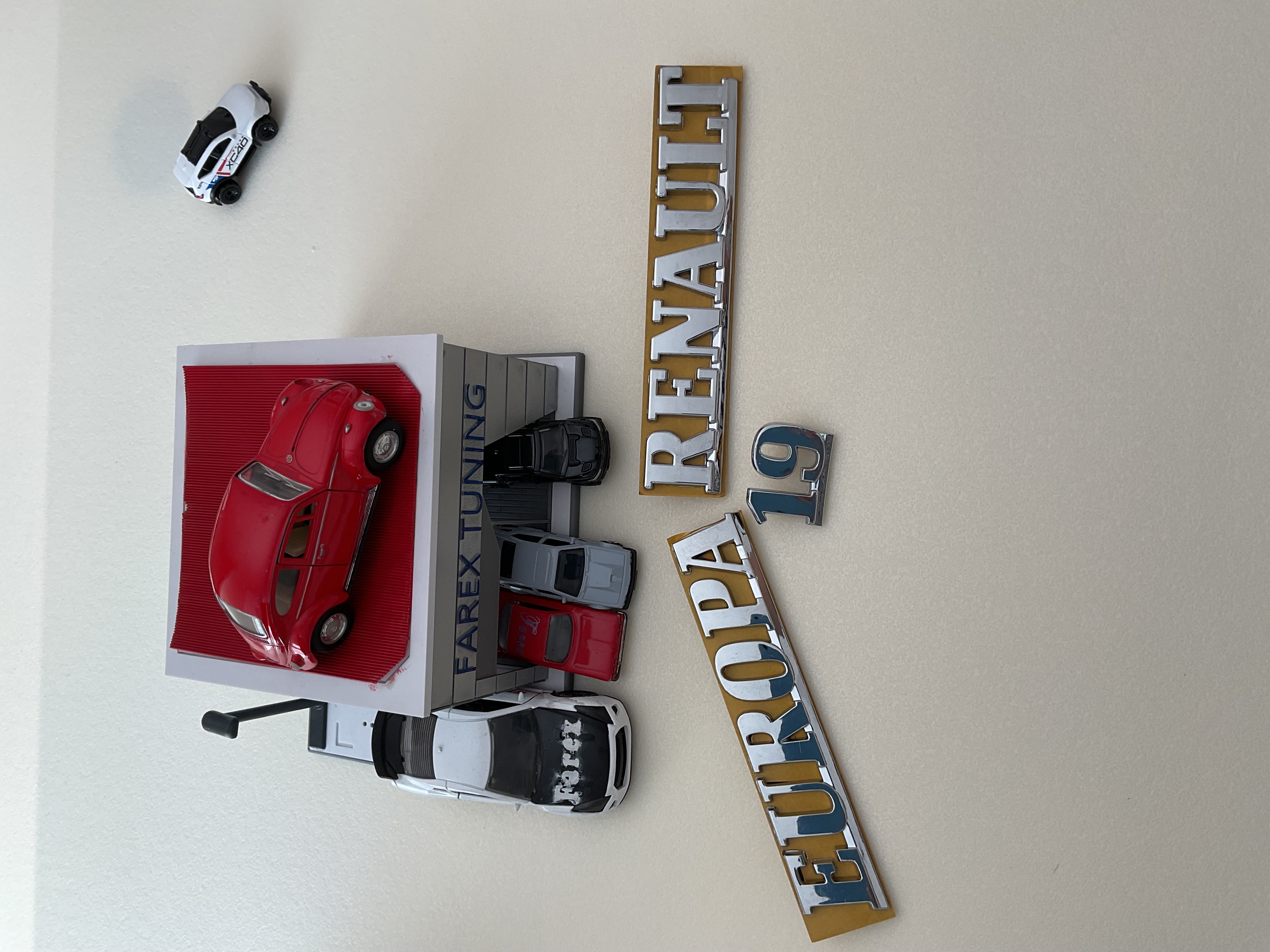 Renault-Europe ve 19 Krom Bagaj Yazısı Seti 2’li 3M 3D ABS