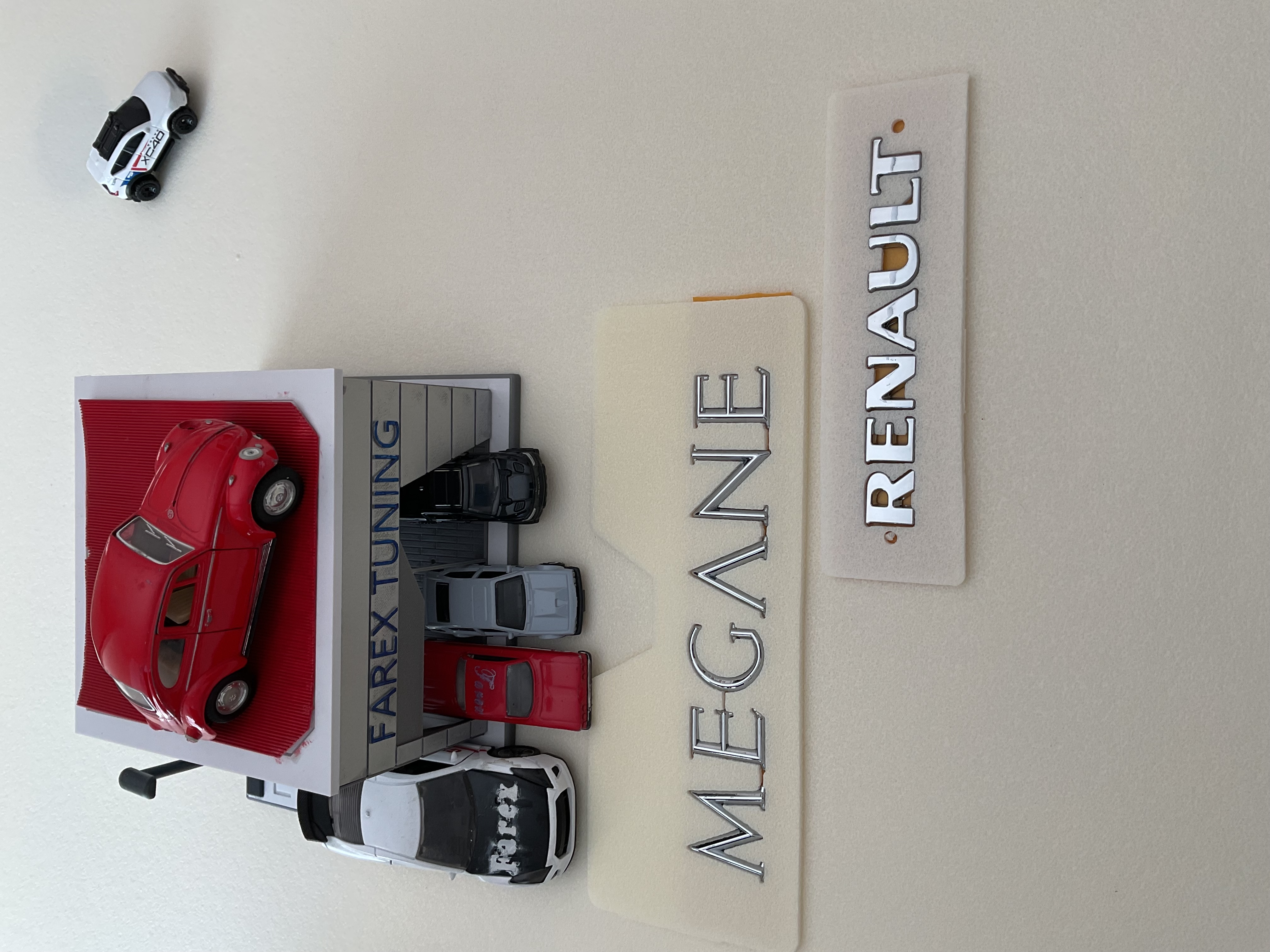 Renault ve Megane (Megane 2) Krom Bagaj Yazısı Seti 2’li 3M 3D ABS