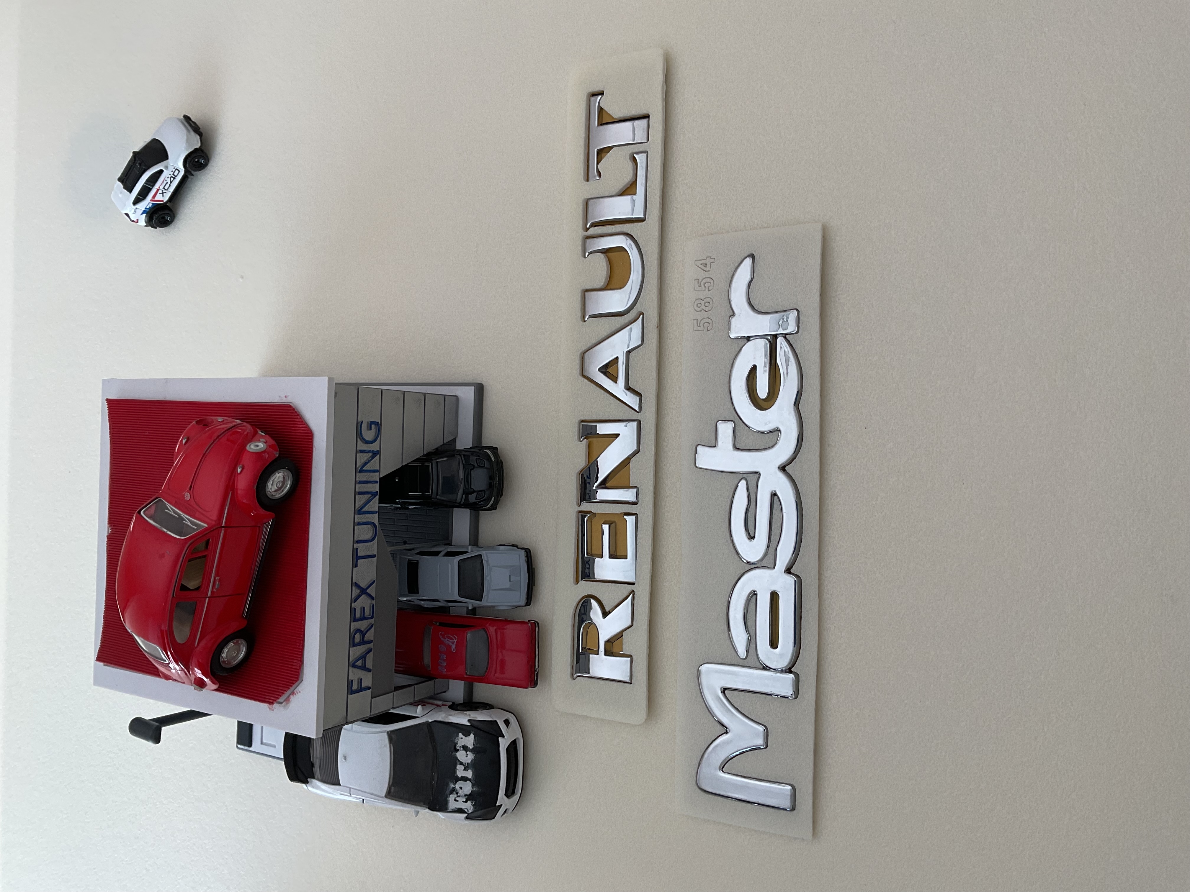 Renault ve Master (Büyük Boy) Krom Bagaj Yazısı Seti 2’li 3M 3D ABS