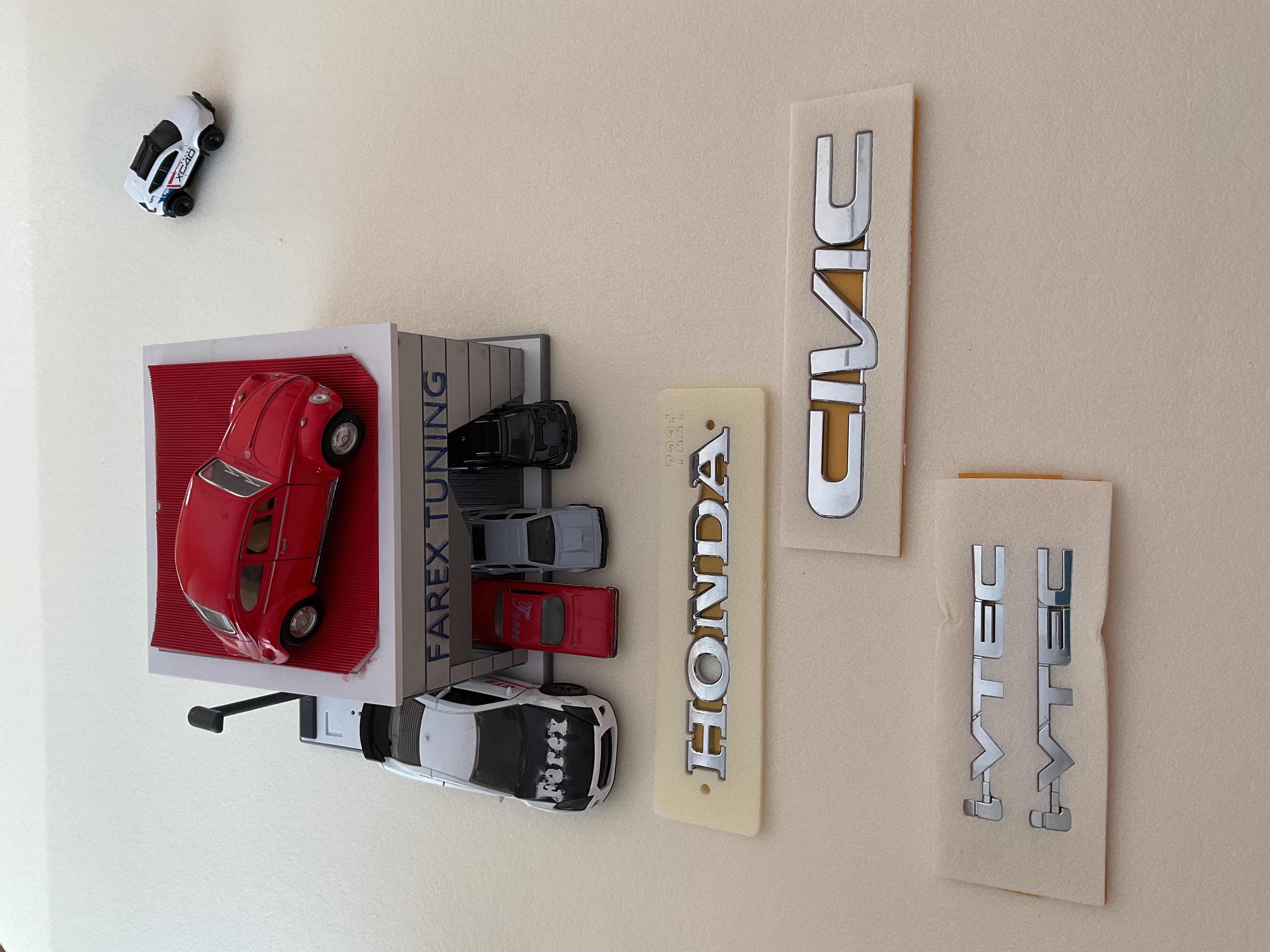 Honda-Civic Krom Bagaj ve i-Vtec Çamurluk Yazısı Seti 4’lü 3M 3D ABS