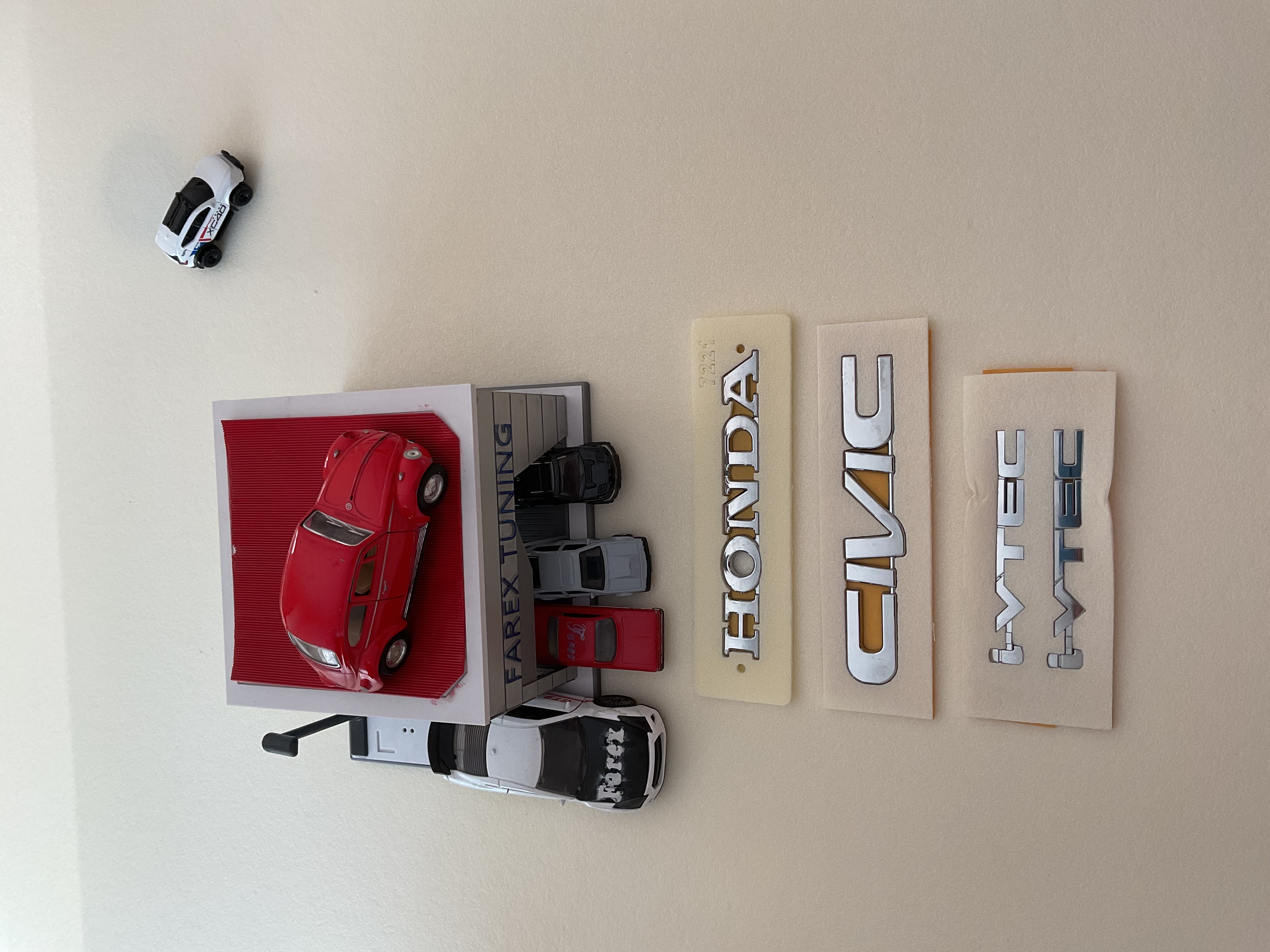 Honda-Civic Krom Bagaj ve i-Vtec Çamurluk Yazısı Seti 4’lü 3M 3D ABS