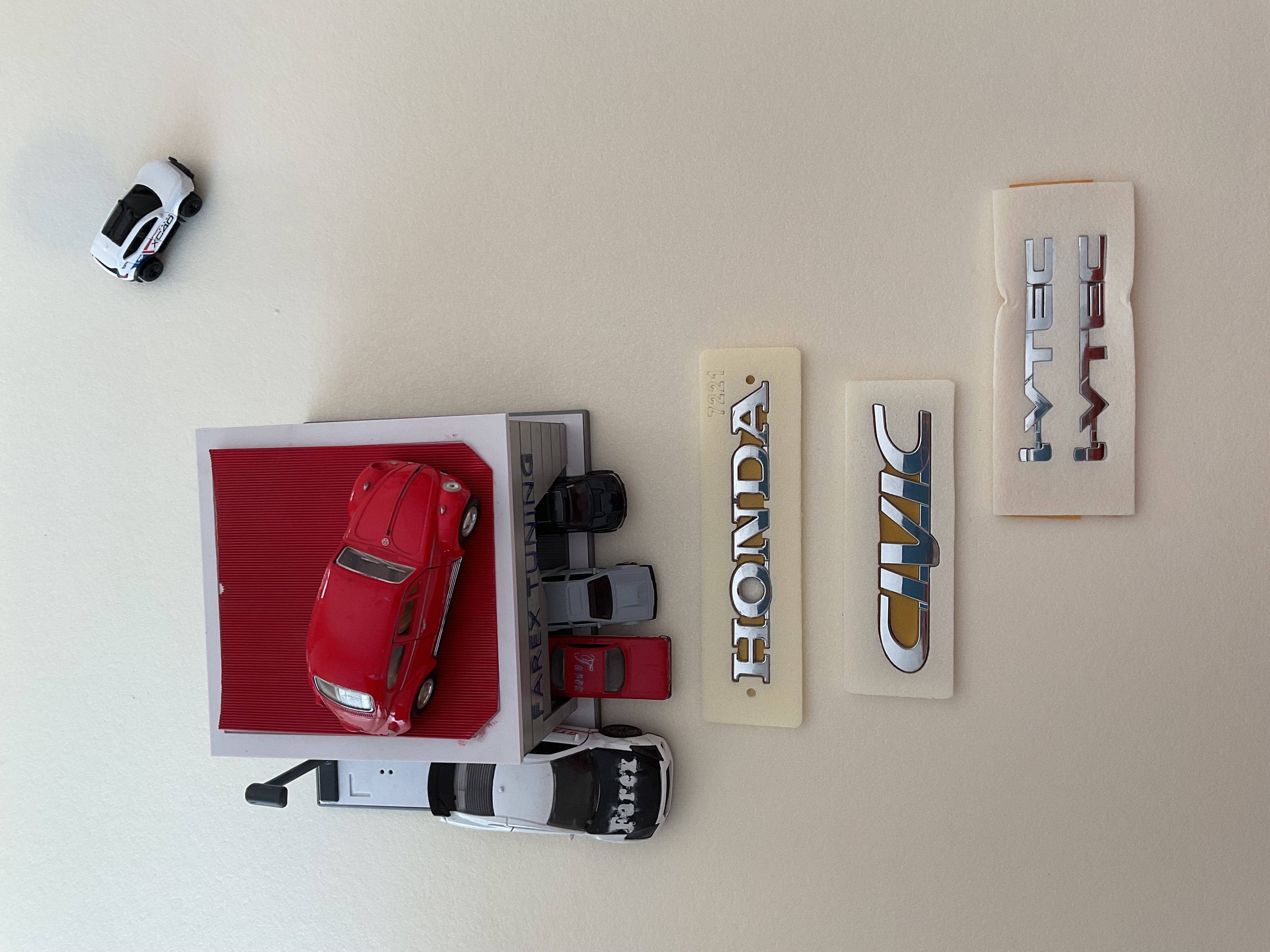 Honda-Civic Krom Bagaj ve i-Vtec Çamurluk Yazısı Seti 4’lü 3M 3D ABS