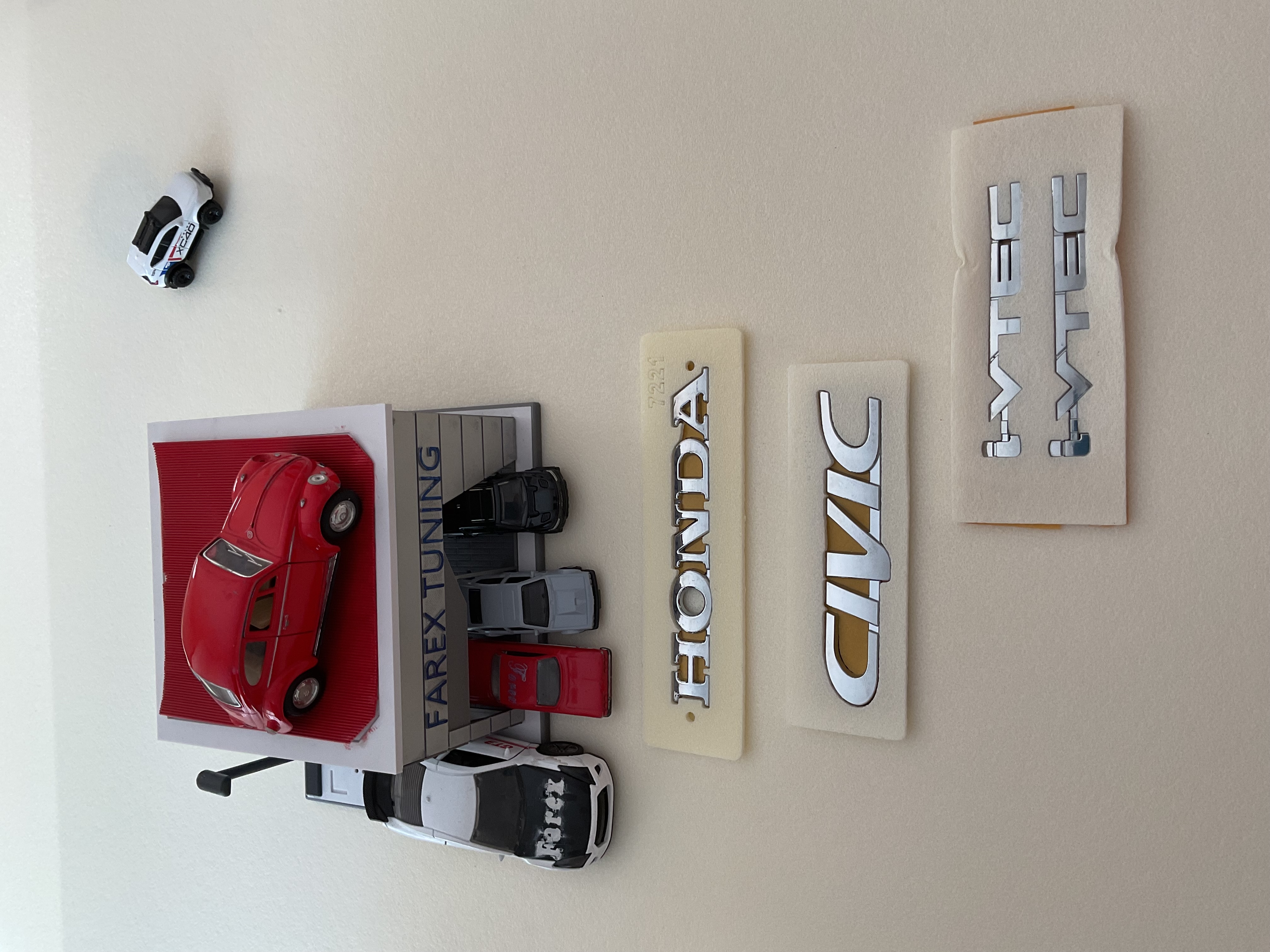 Honda-Civic Krom Bagaj ve i-Vtec Çamurluk Yazısı Seti 4’lü 3M 3D ABS