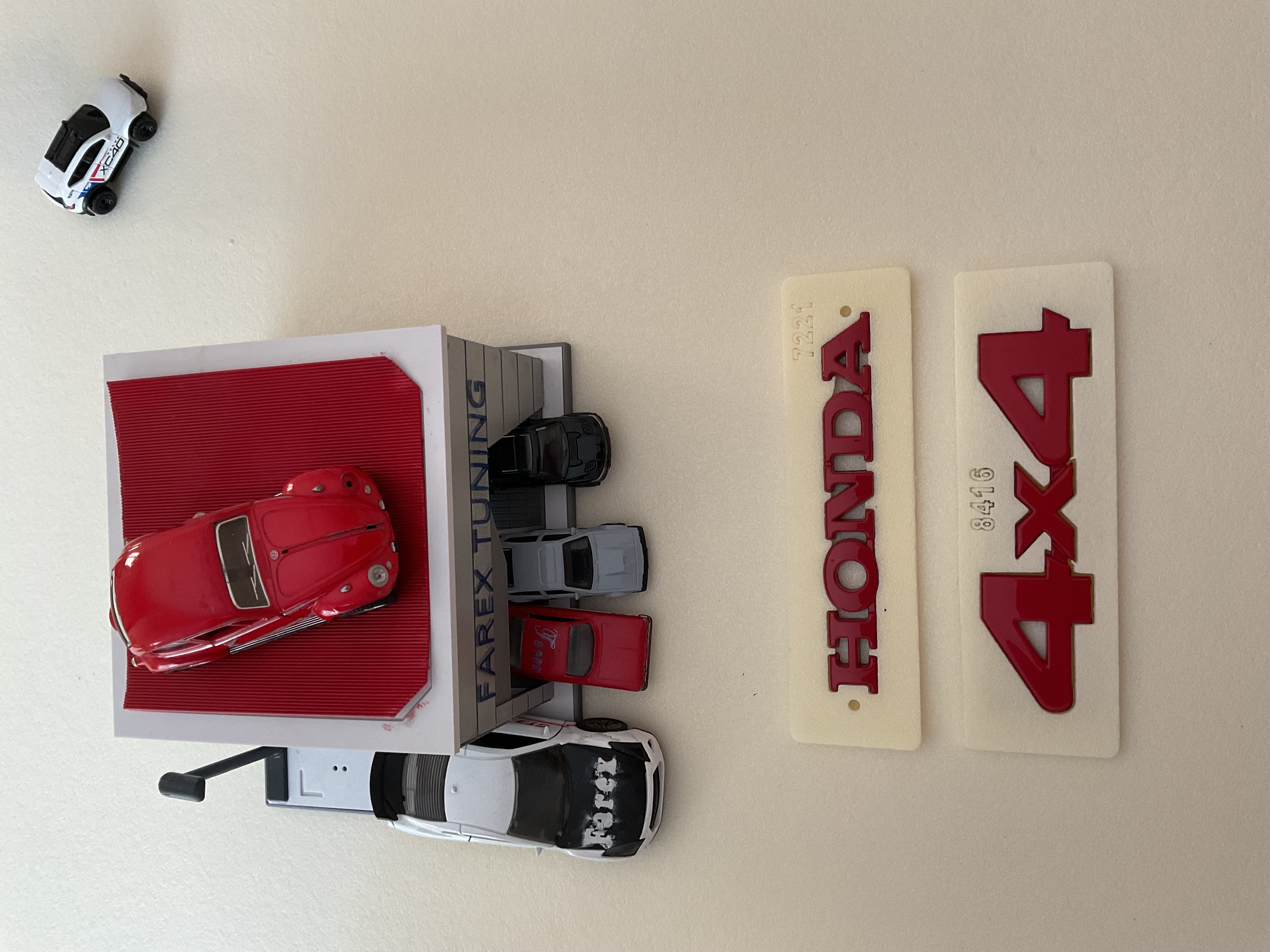 Honda ve 4x4 Kırmızı Bagaj Yazısı Seti 2’li