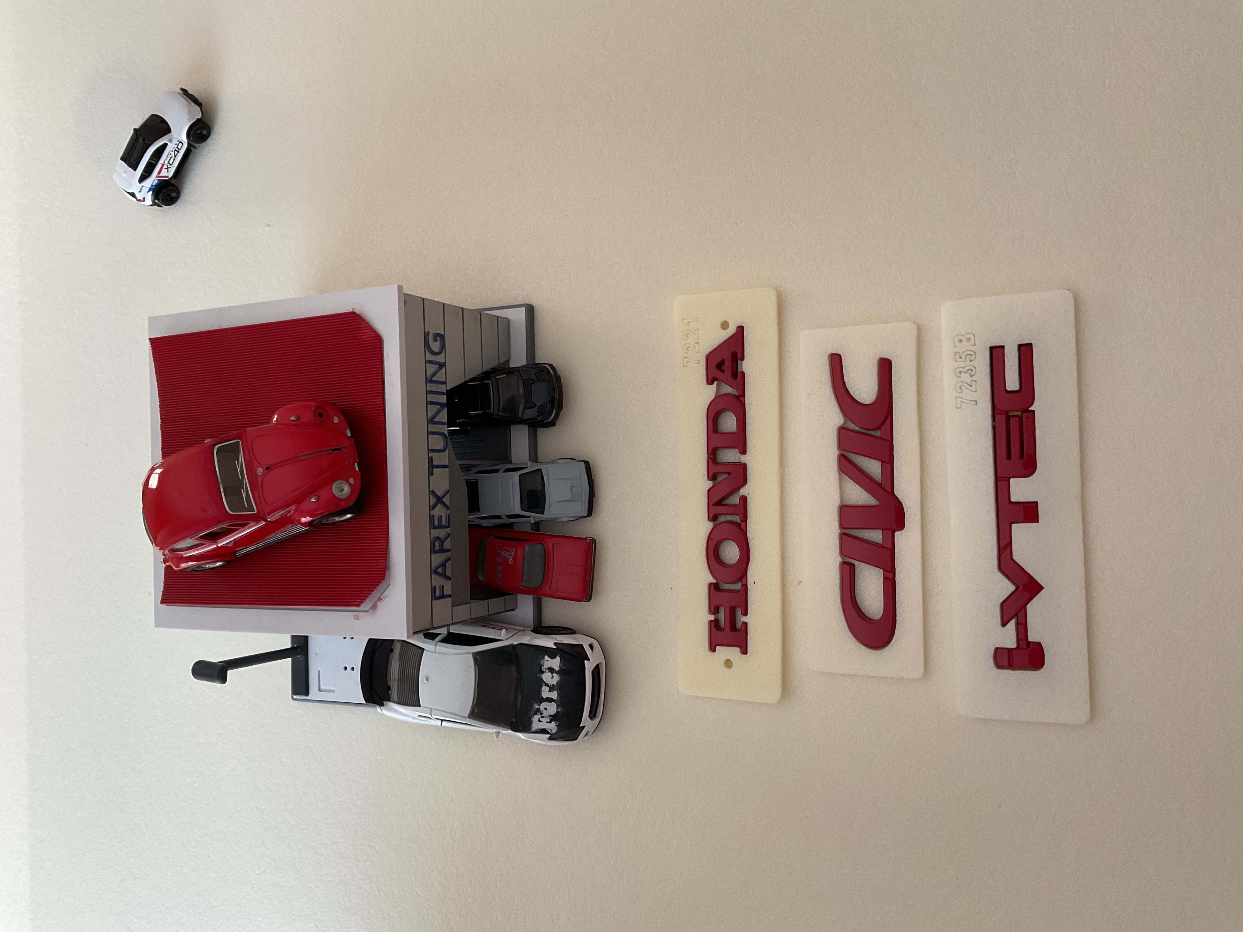 Honda-Civic ve i-Vtec Kırmızı Bagaj Yazısı Seti 2’li