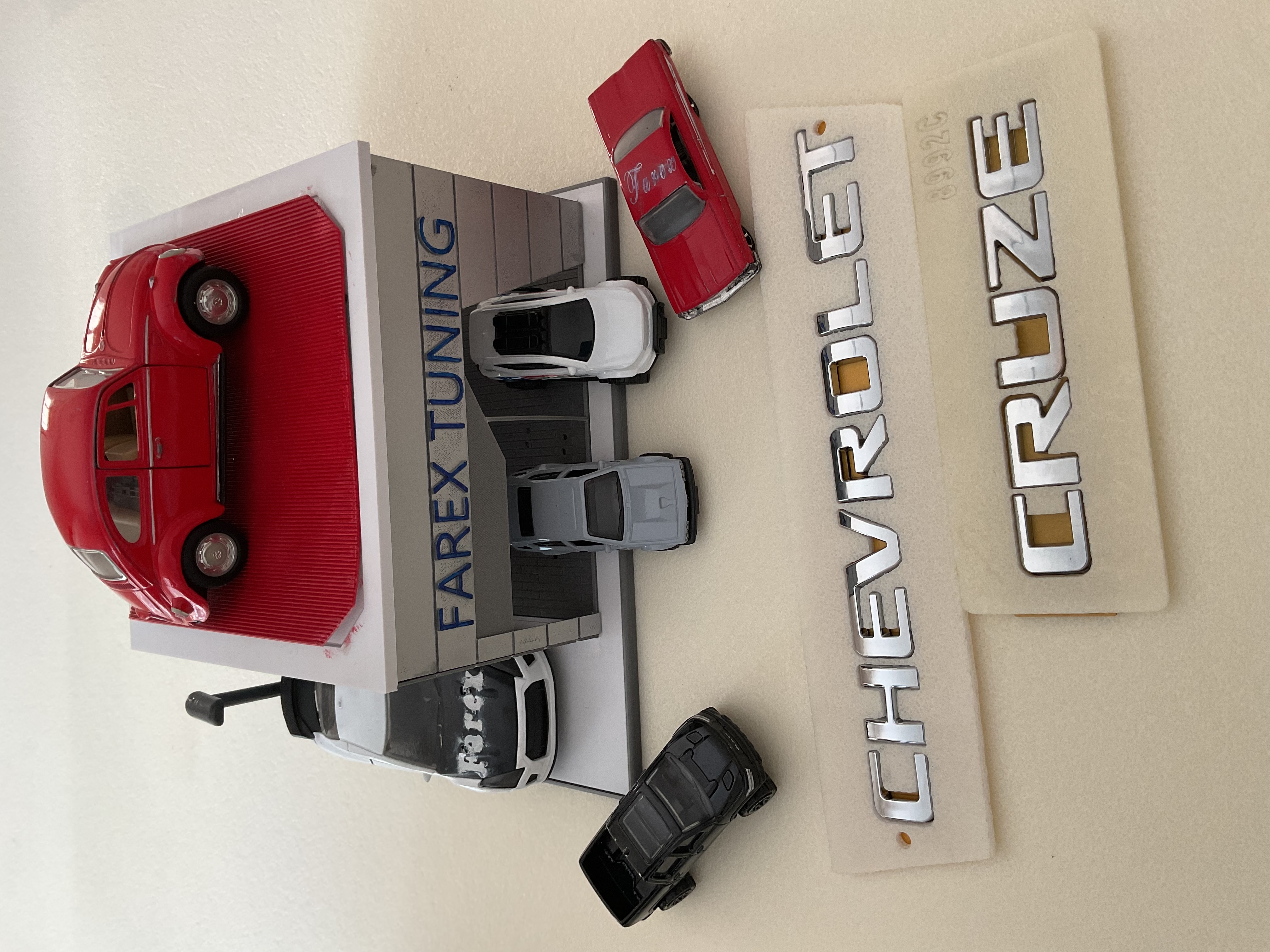 Chevrolet ve Cruze (Küçük) Krom Bagaj Yazısı Seti