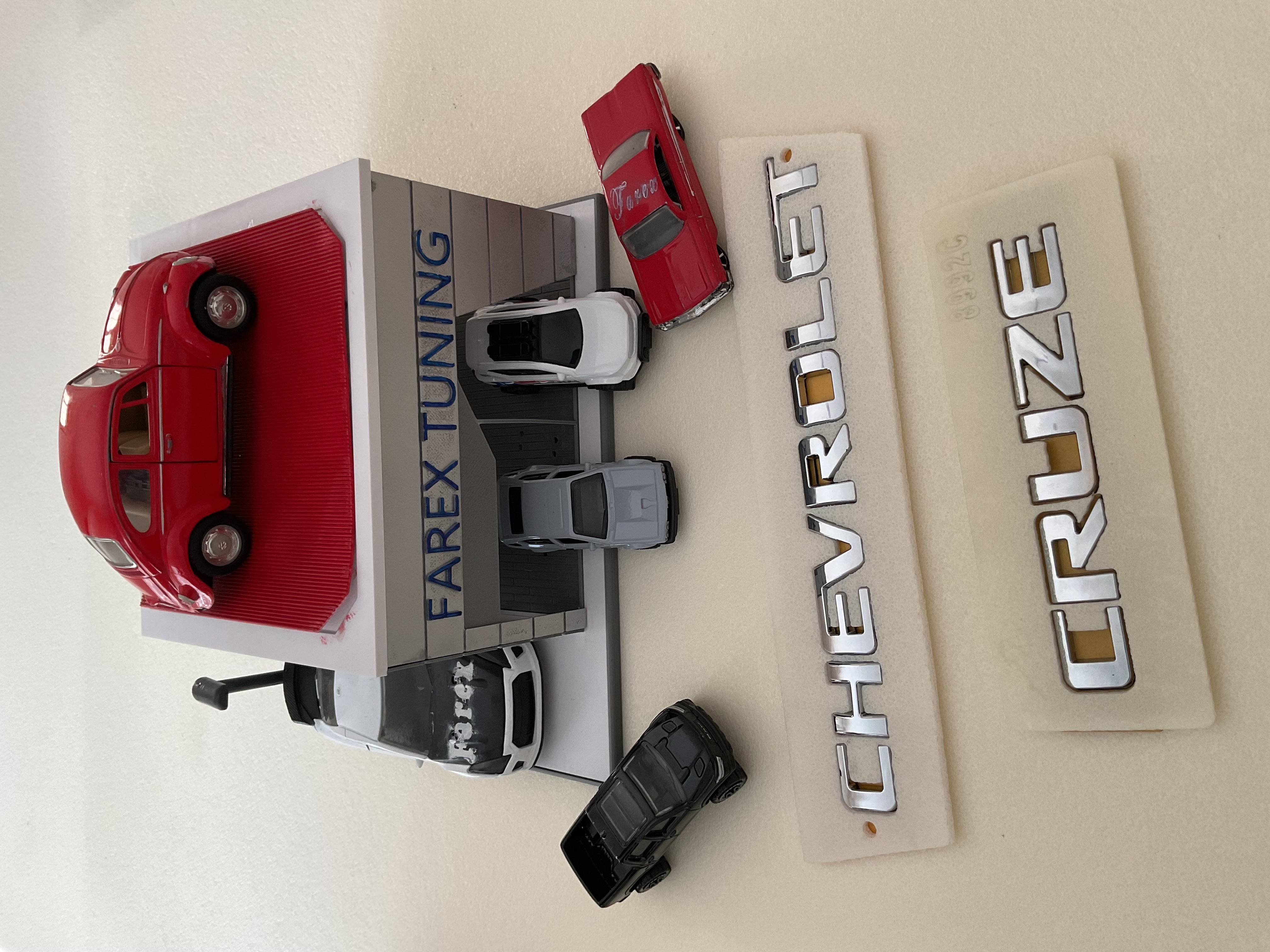 Chevrolet ve Cruze (Küçük) Krom Bagaj Yazısı Seti