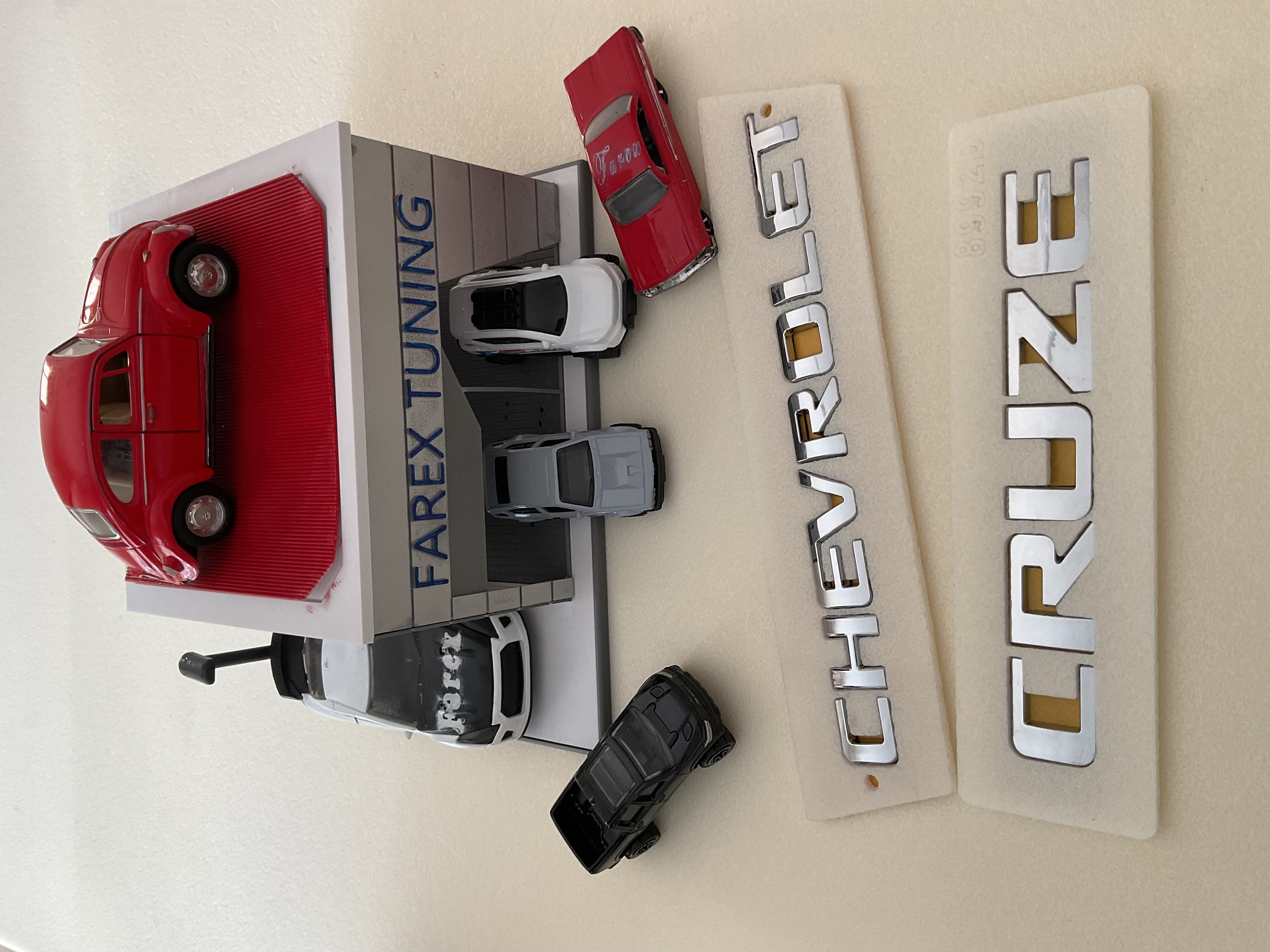 Chevrolet ve Cruze (Büyük) Krom Bagaj Yazısı Seti