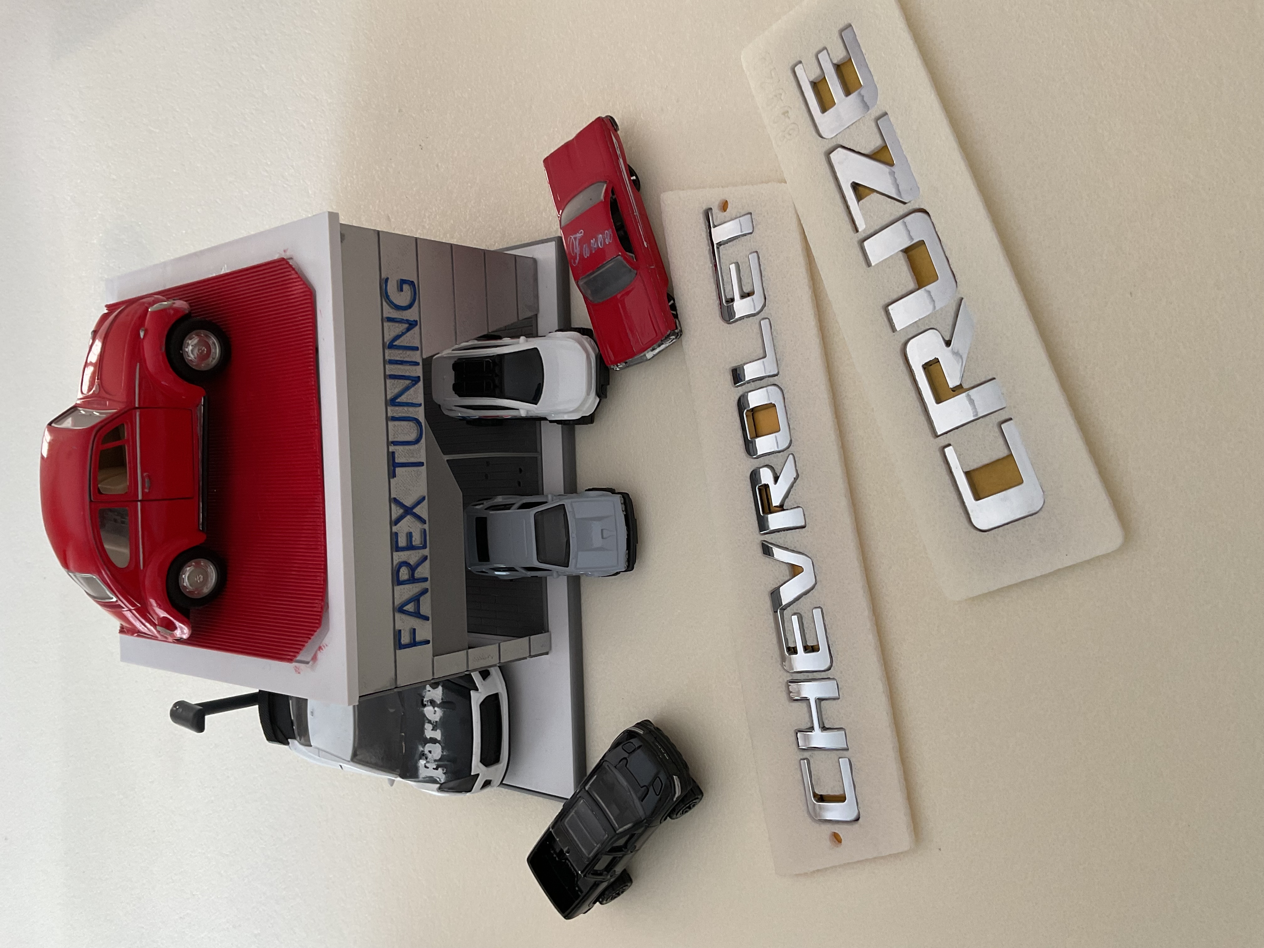 Chevrolet ve Cruze (Büyük) Krom Bagaj Yazısı Seti