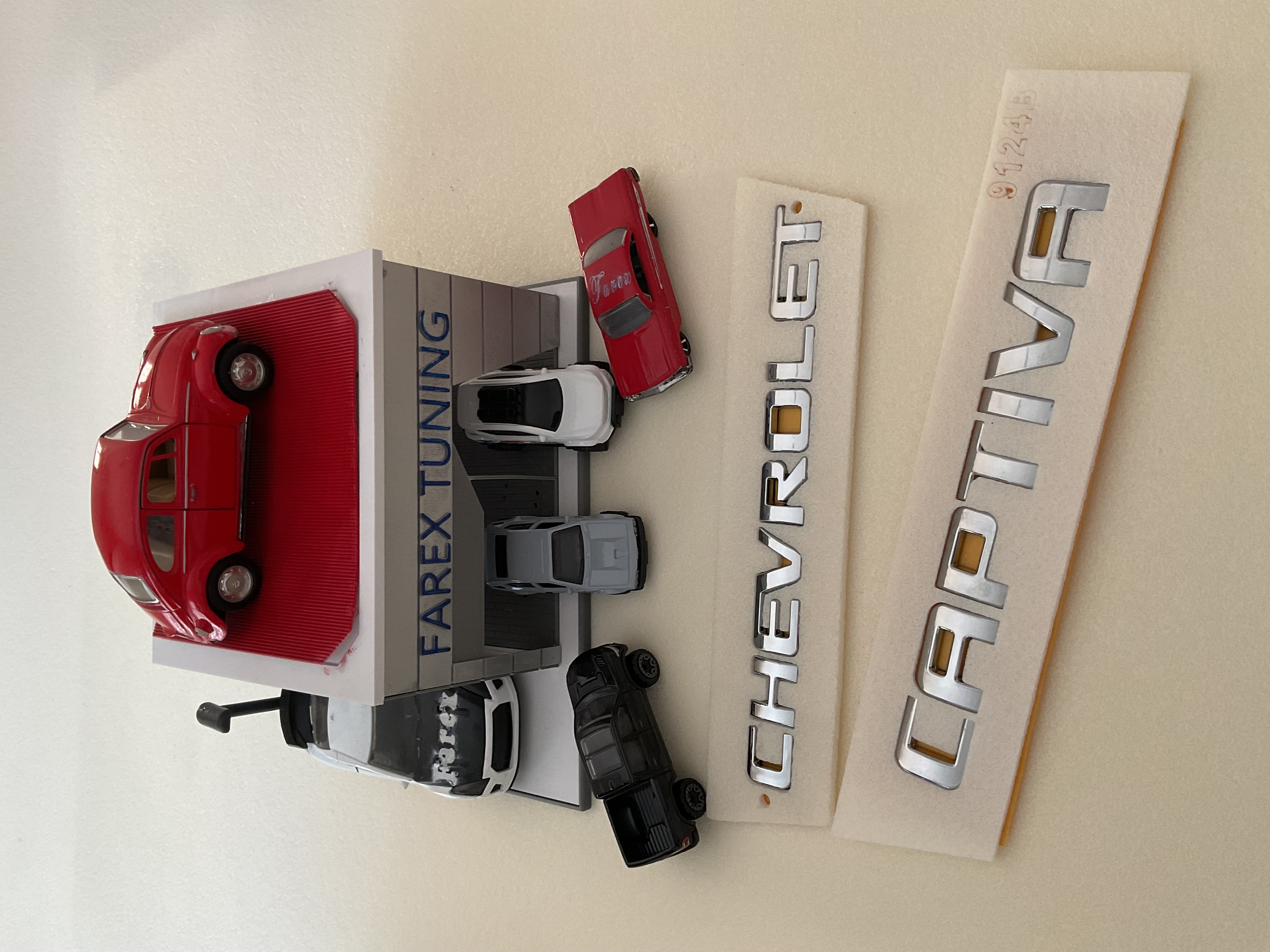 Chevrolet ve Captiva Krom Bagaj Yazısı Seti 2’li 3M 3D ABS