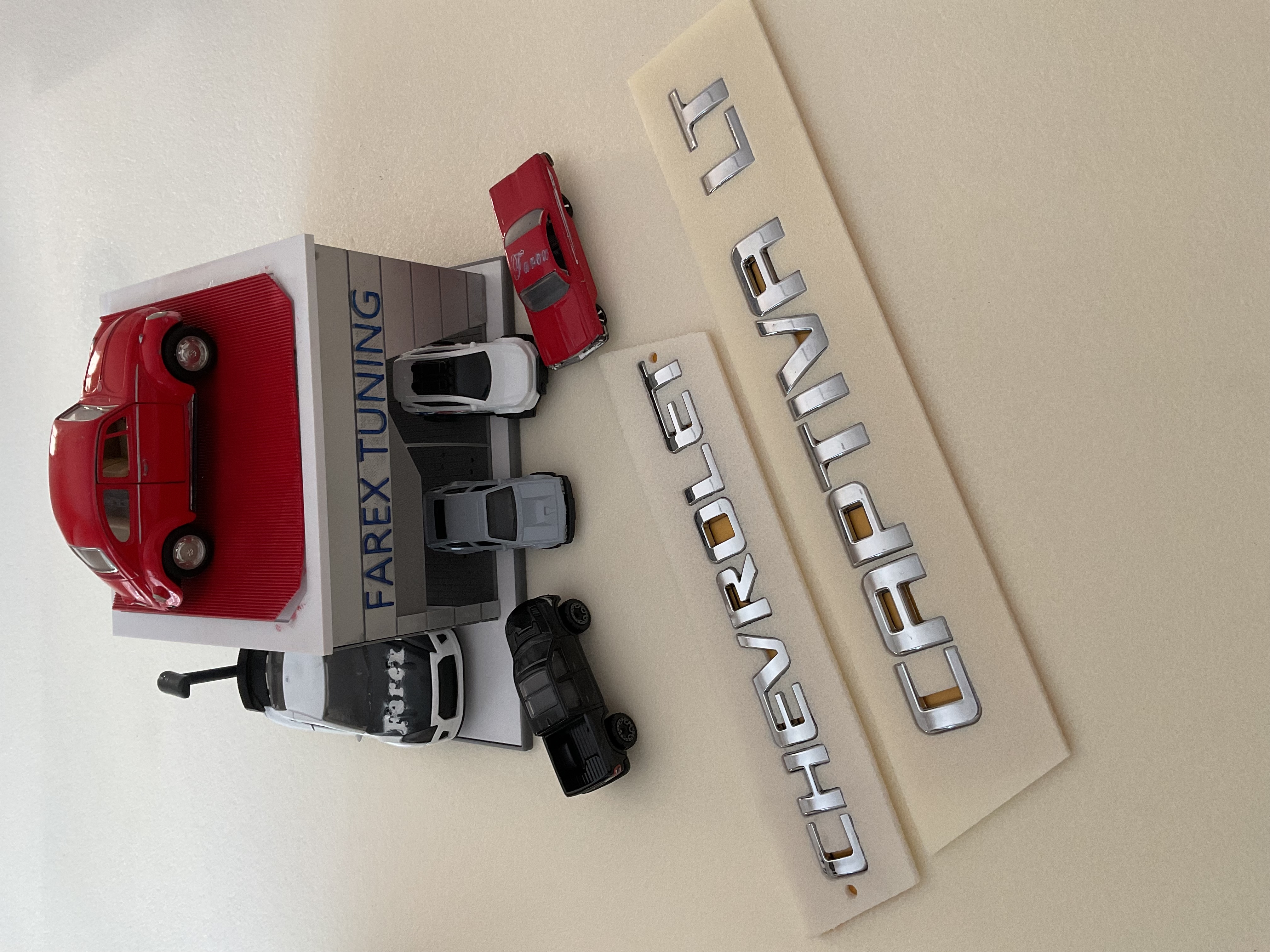 Chevrolet ve Captiva LT Krom Bagaj Yazısı Seti 2’li 3M 3D ABS