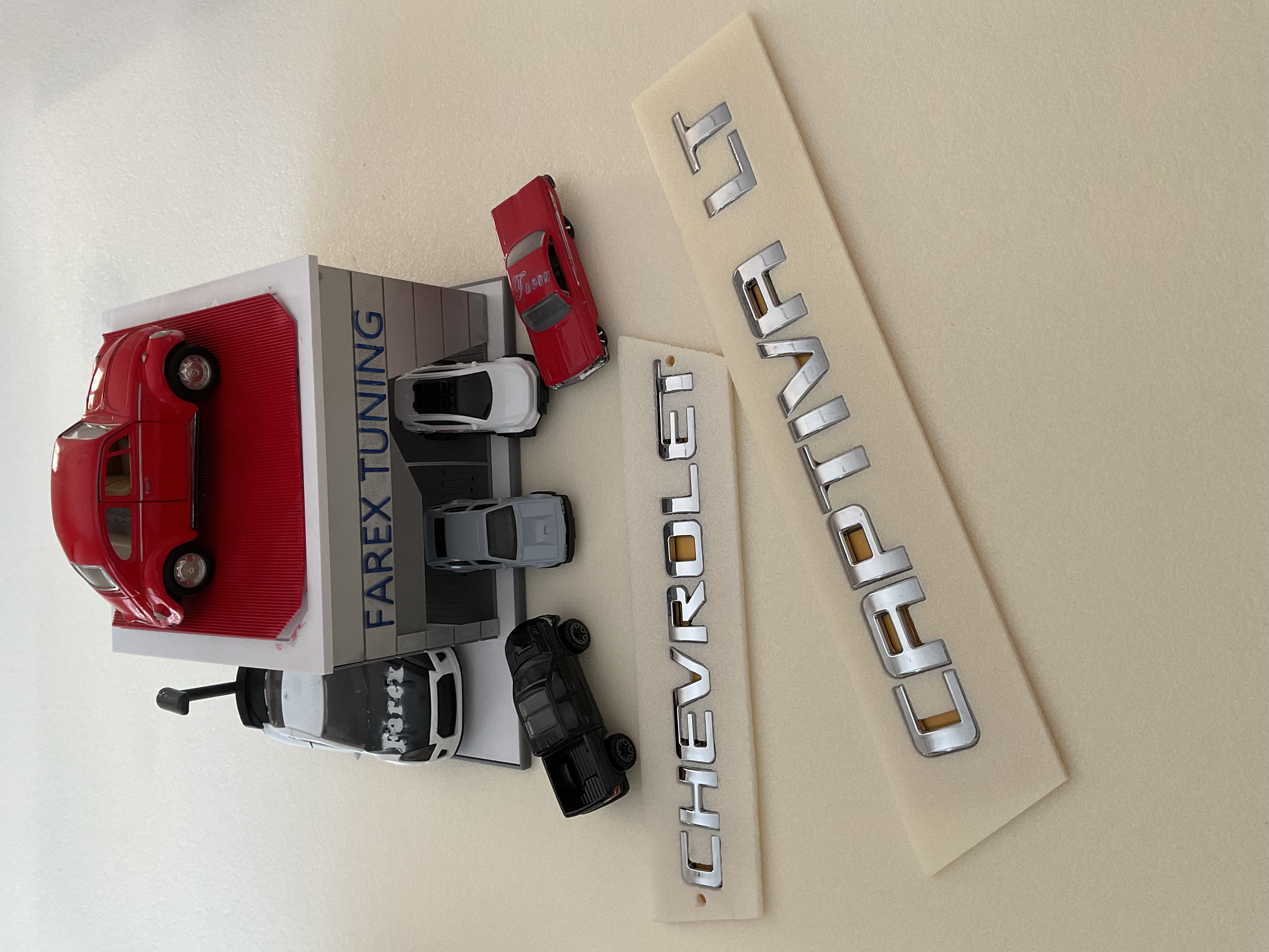 Chevrolet ve Captiva LT Krom Bagaj Yazısı Seti 2’li 3M 3D ABS