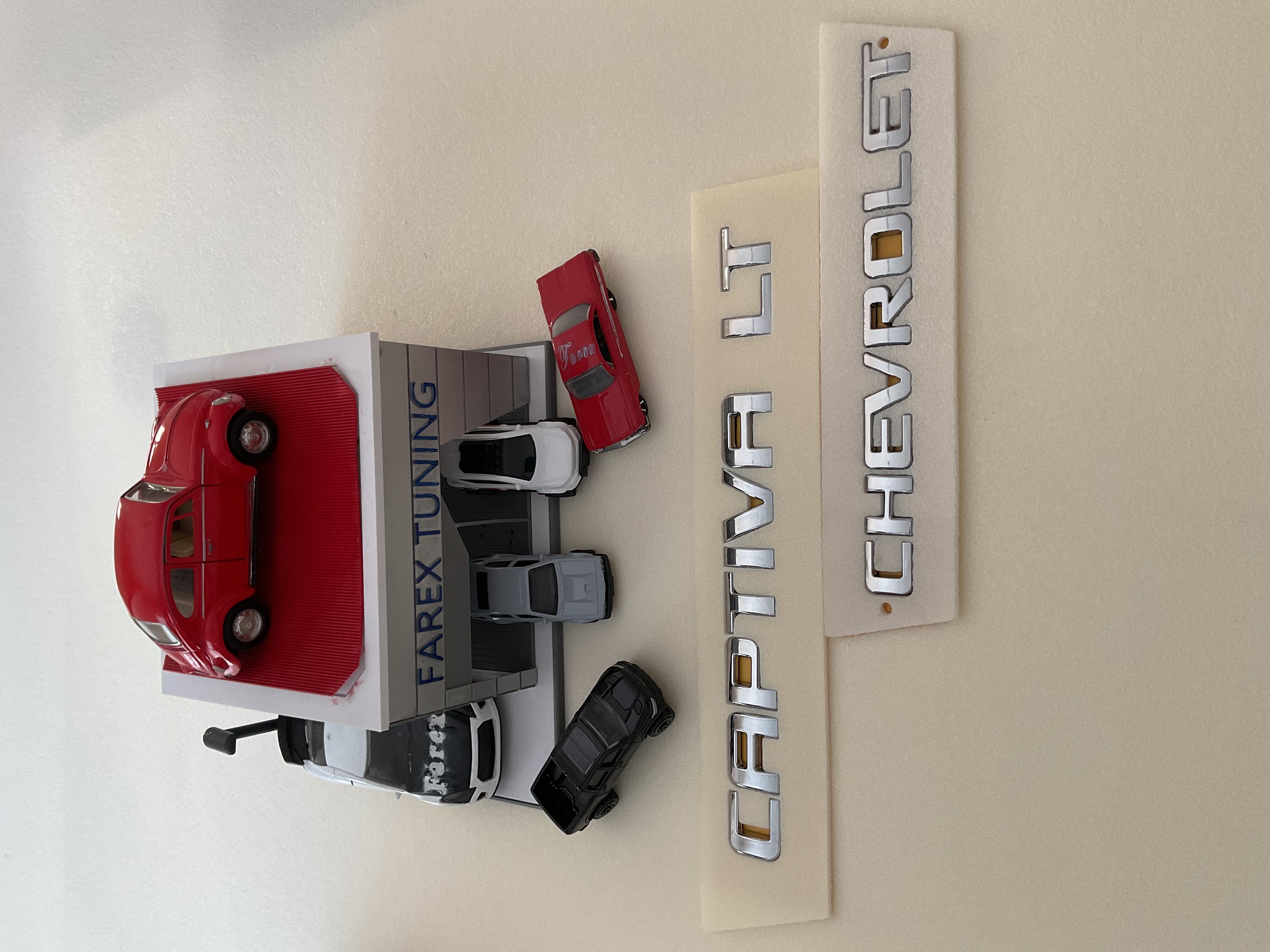 Chevrolet ve Captiva LT Krom Bagaj Yazısı Seti 2’li 3M 3D ABS