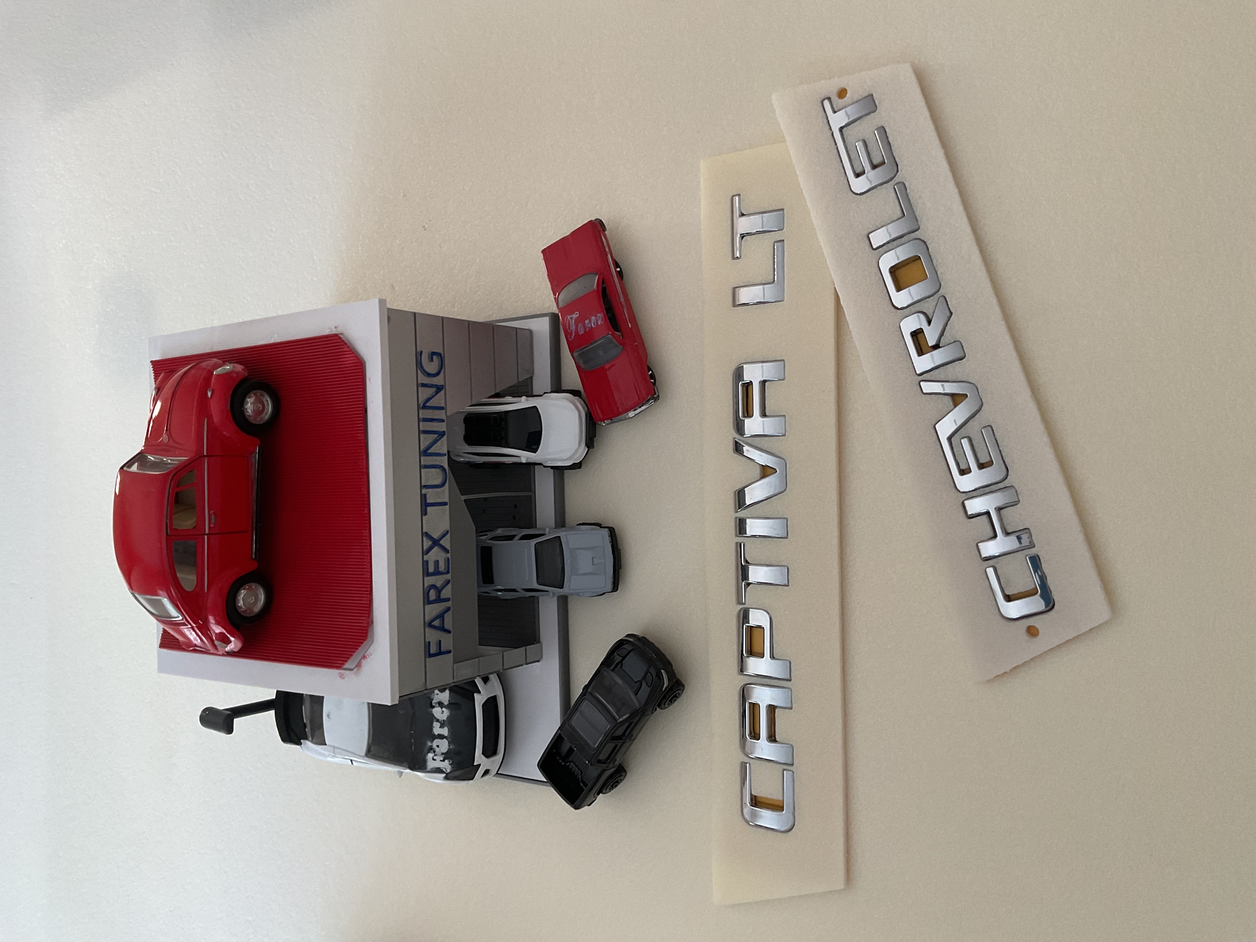 Chevrolet ve Captiva LT Krom Bagaj Yazısı Seti 2’li 3M 3D ABS