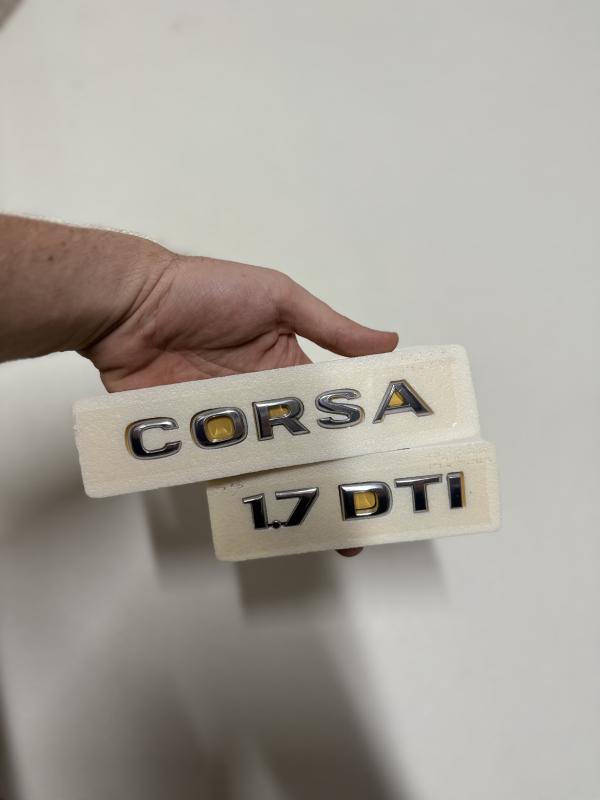 Opel Corsa ve 1.7 DTI Krom Bagaj Yazısı Seti 2’li Paket 3M 3D ABS Logo Arma